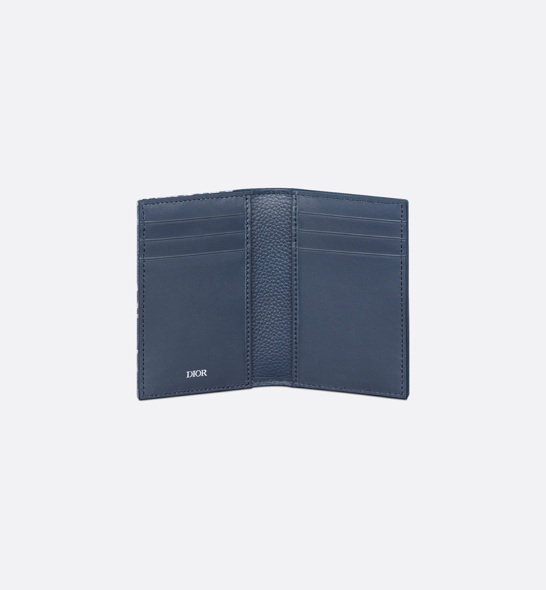 Saddle Vertical Bifold Card Holder - 4