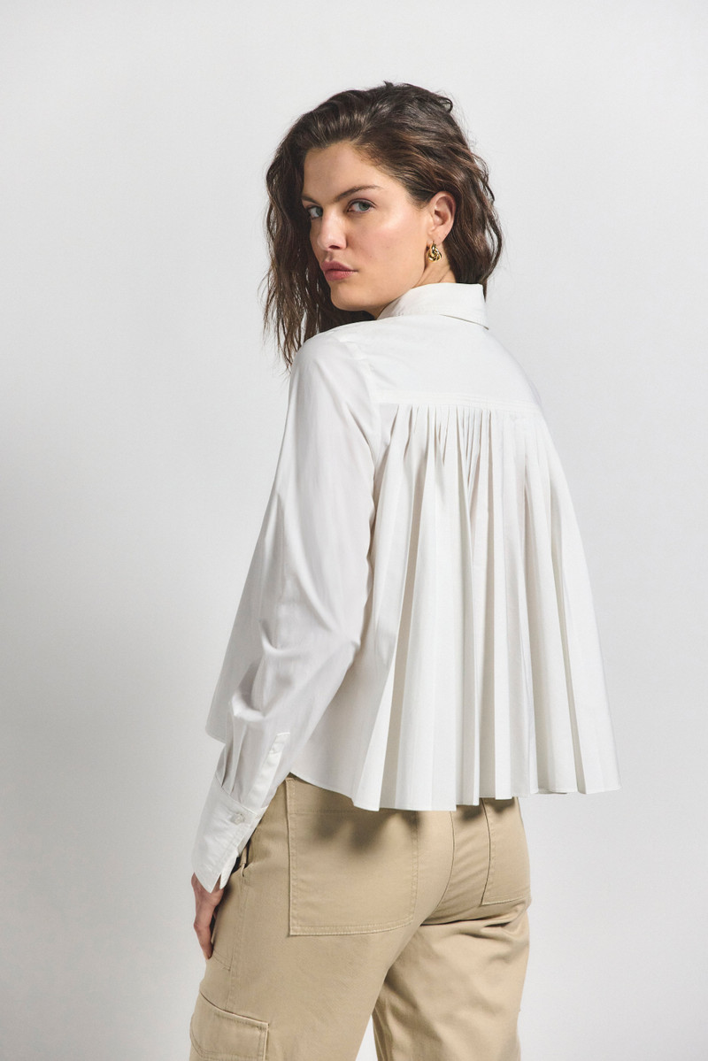 ARIA PLEATED BACK CROPPED SHIRT 5