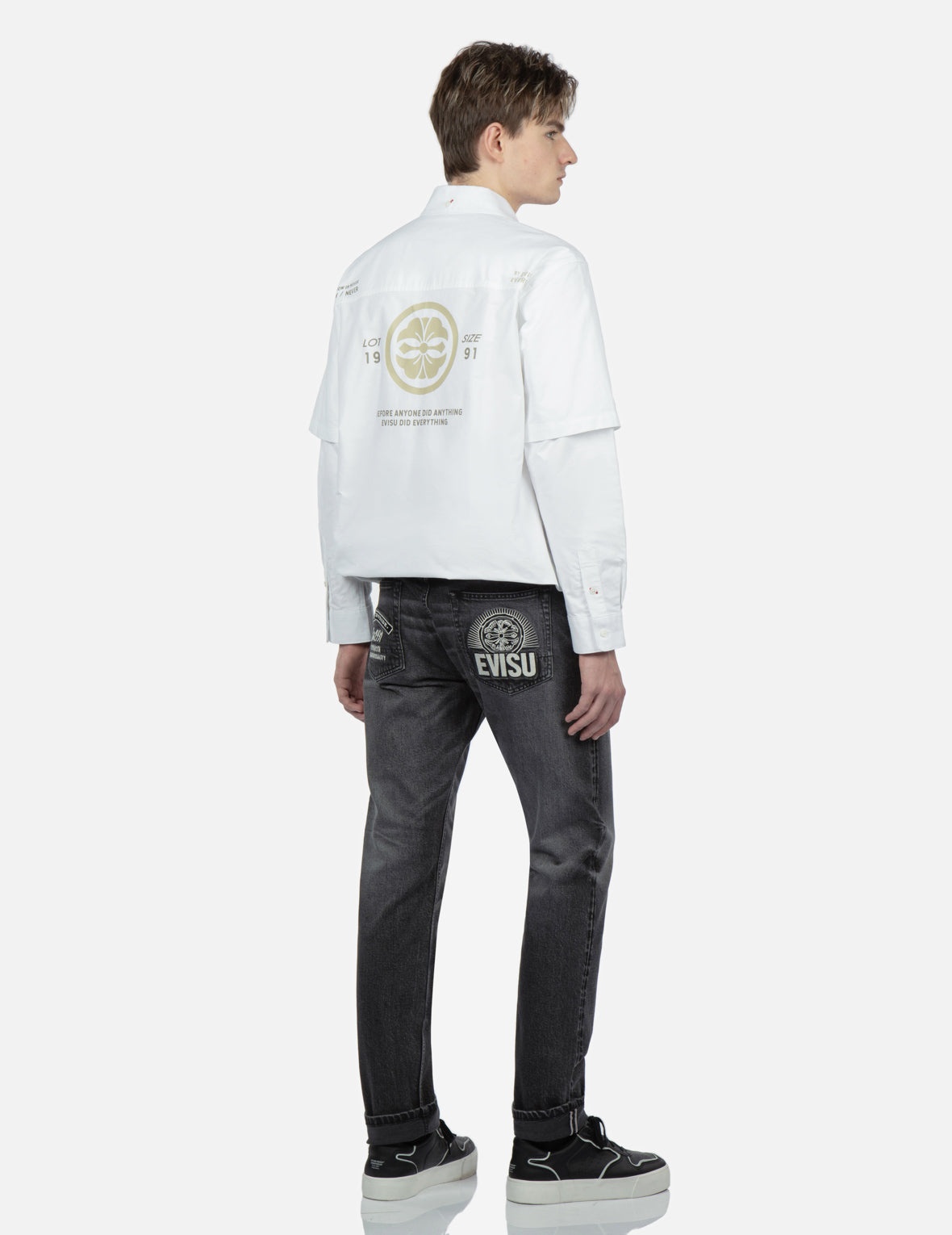 Kamon and Logo Embroidered Carrot Fit Jeans #2017 - 1