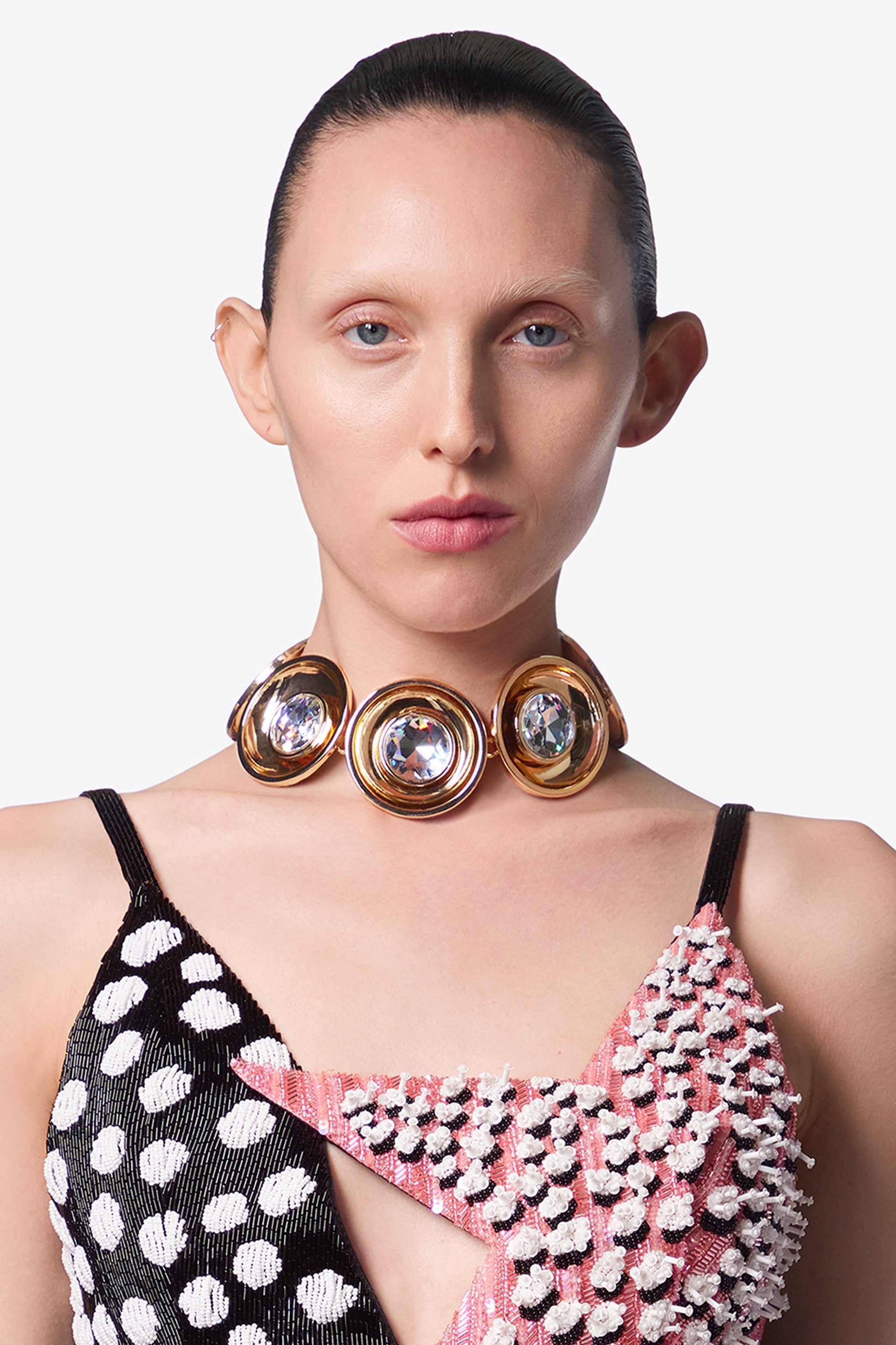 MEDALLION CRYSTAL CHOKER - 2