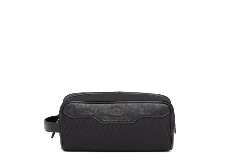Devon
St James Leather Tech Washbag Small Black 1