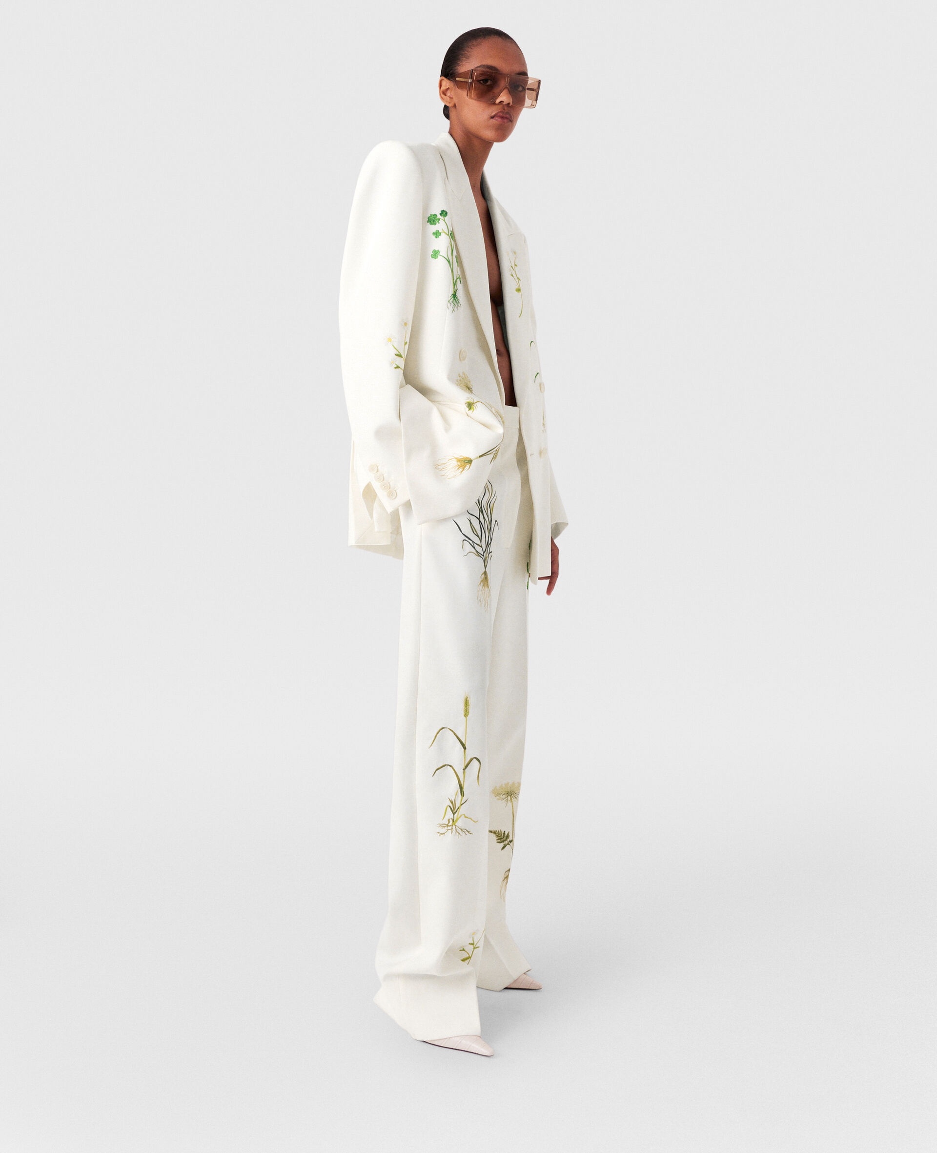 Oversized Floral Double-Breasted Blazer - 3