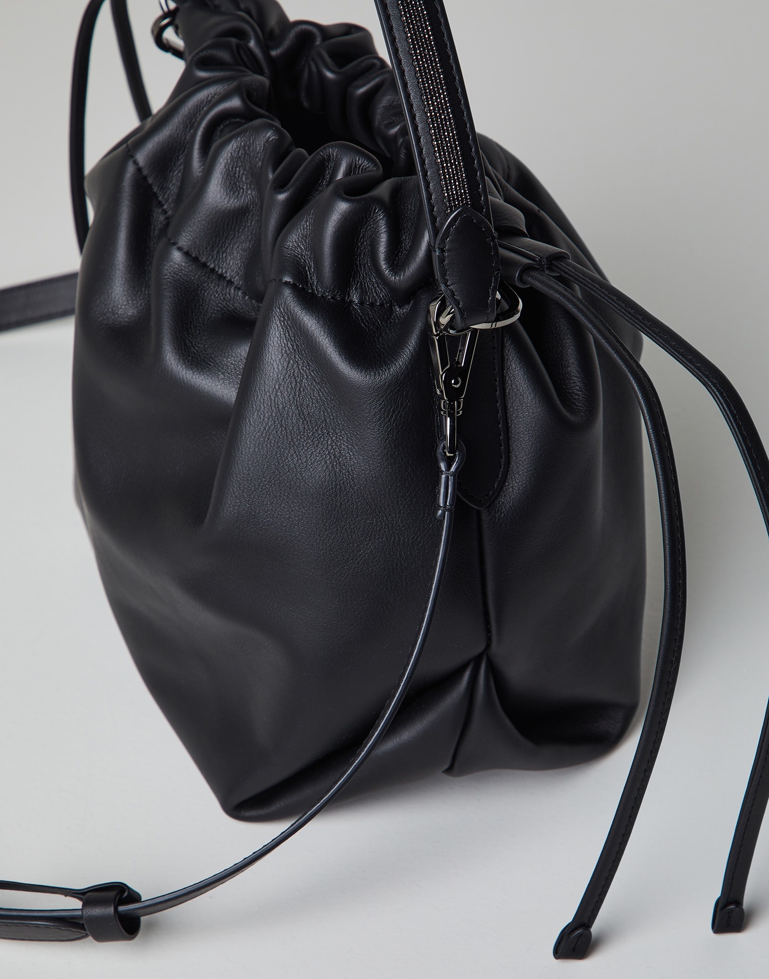 Matte calfskin bucket bag with shiny handle - 3