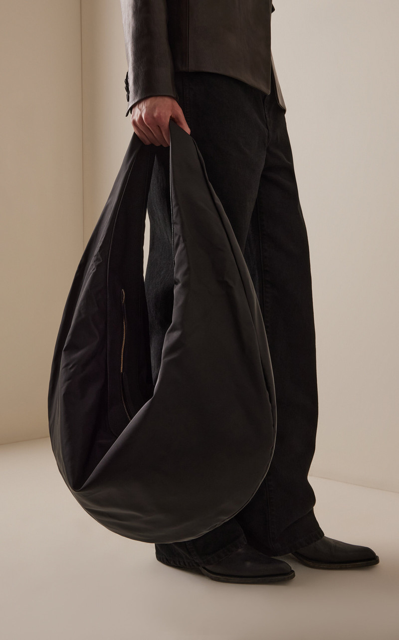 KHAITE Olivia Sport XL Hobo Bag black outlook