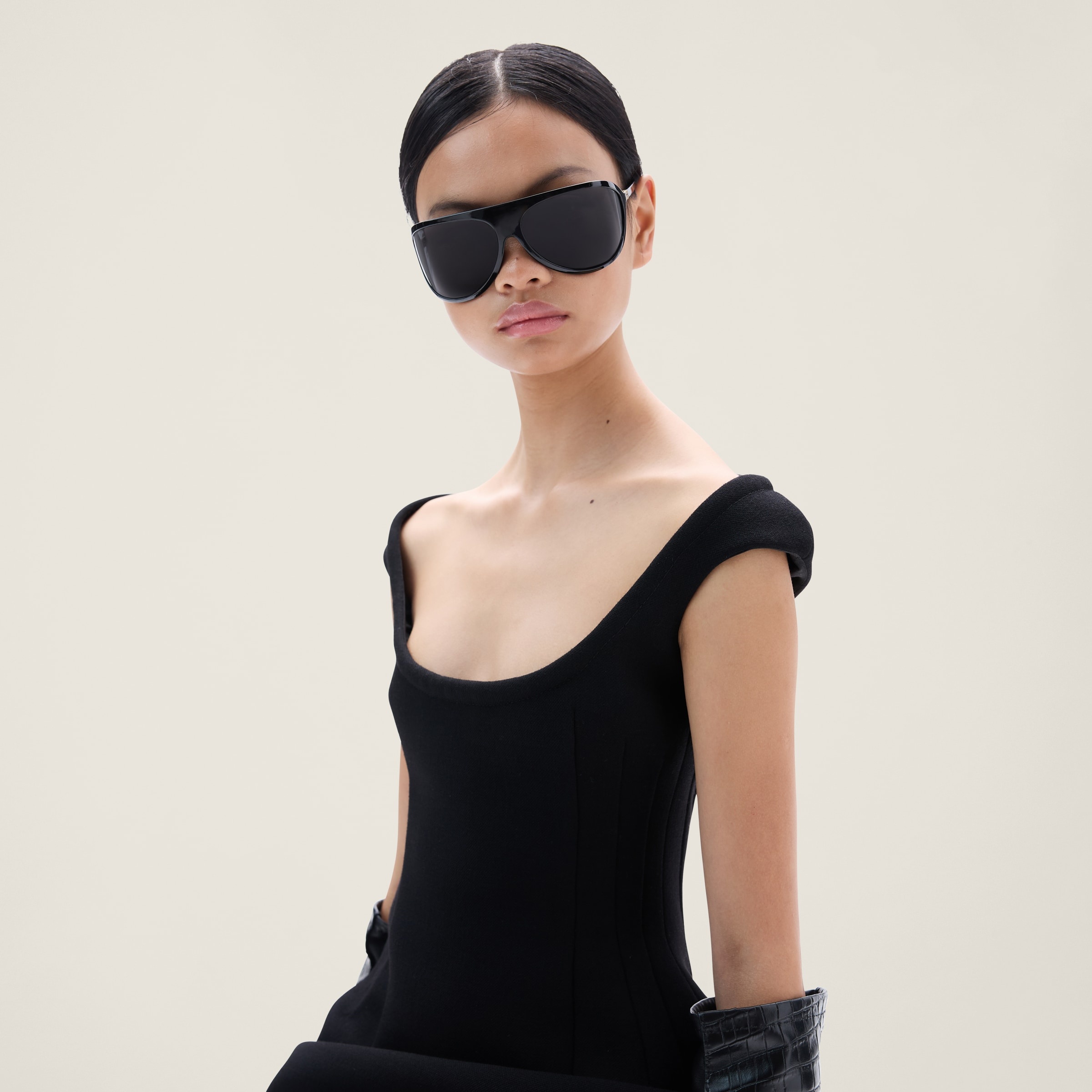 Miu Miu Miu Miu Runway sunglasses | REVERSIBLE