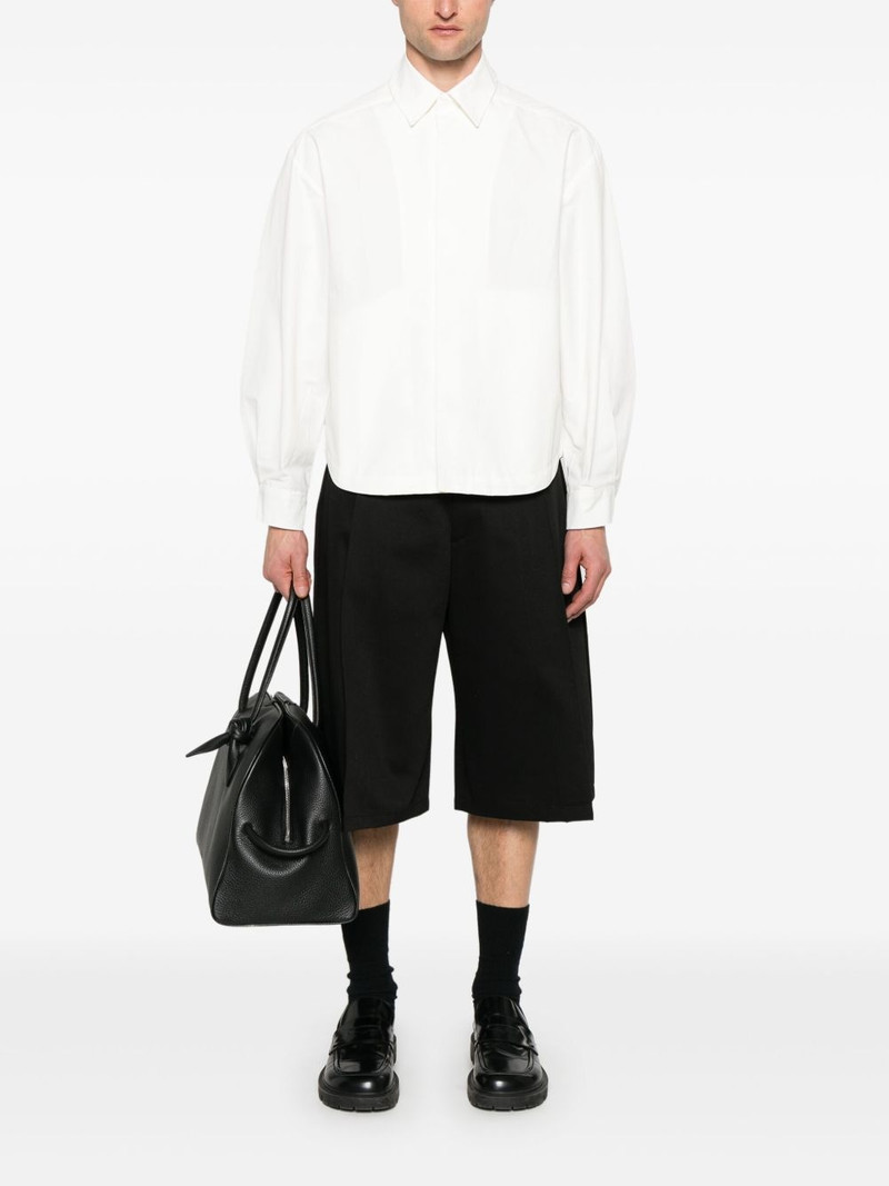Seventh pleated shorts outlook
