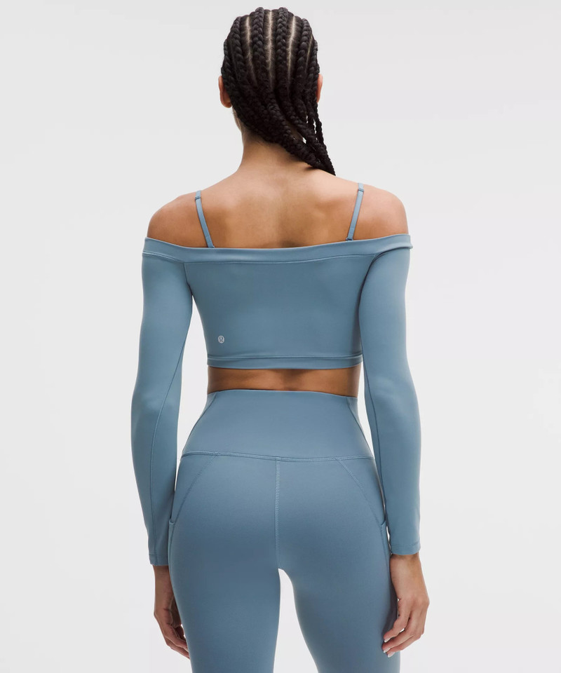 Wunder Train Off-Shoulder Long-Sleeve Shirt 3