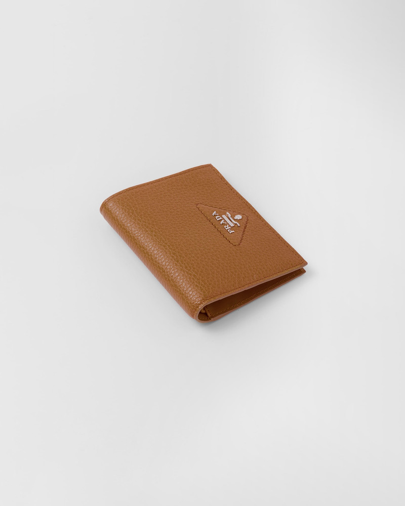 Prada Small leather wallet outlook