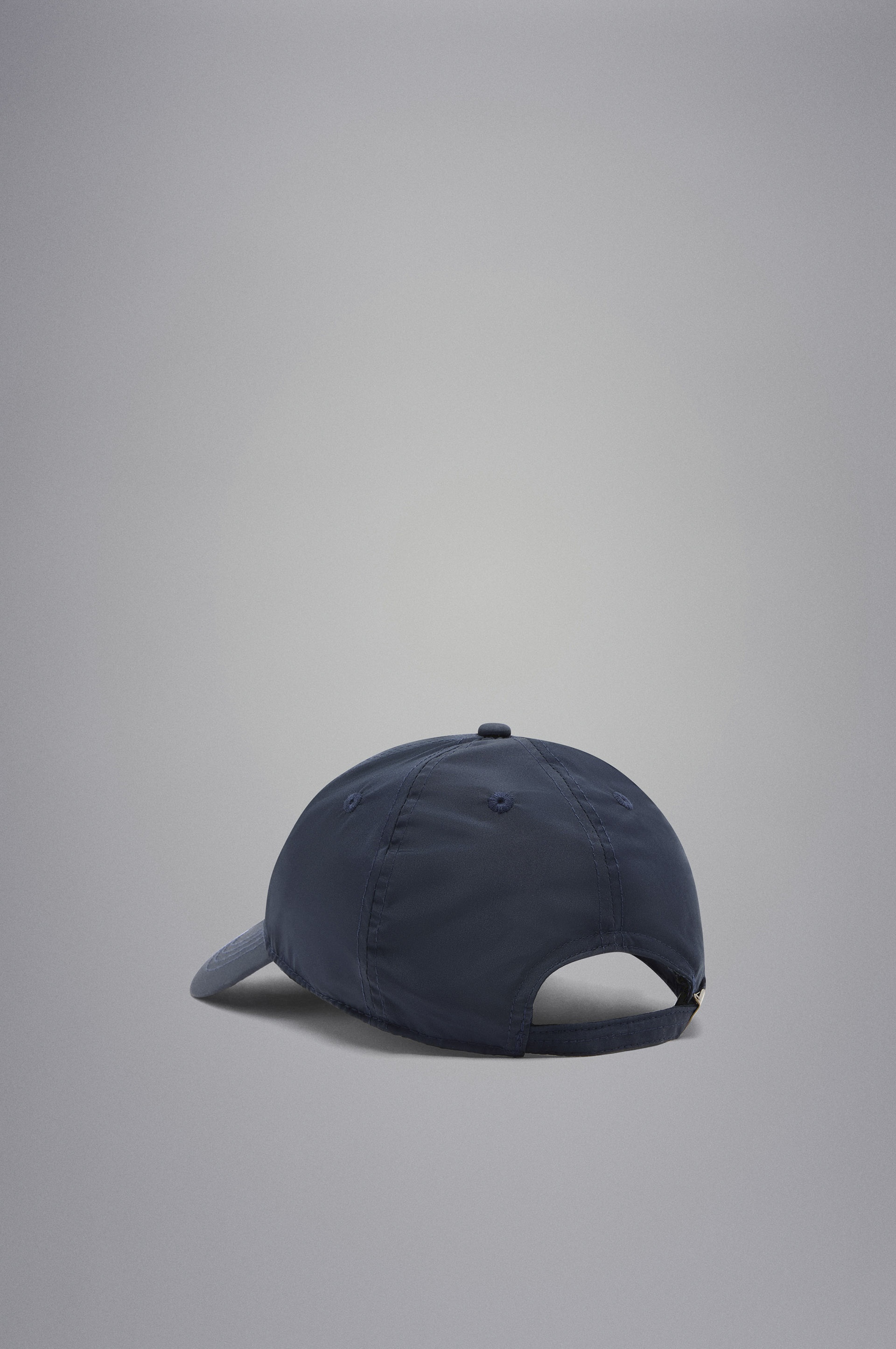 BASEBALL CAP WITH NAUTICAL BADGE - 3