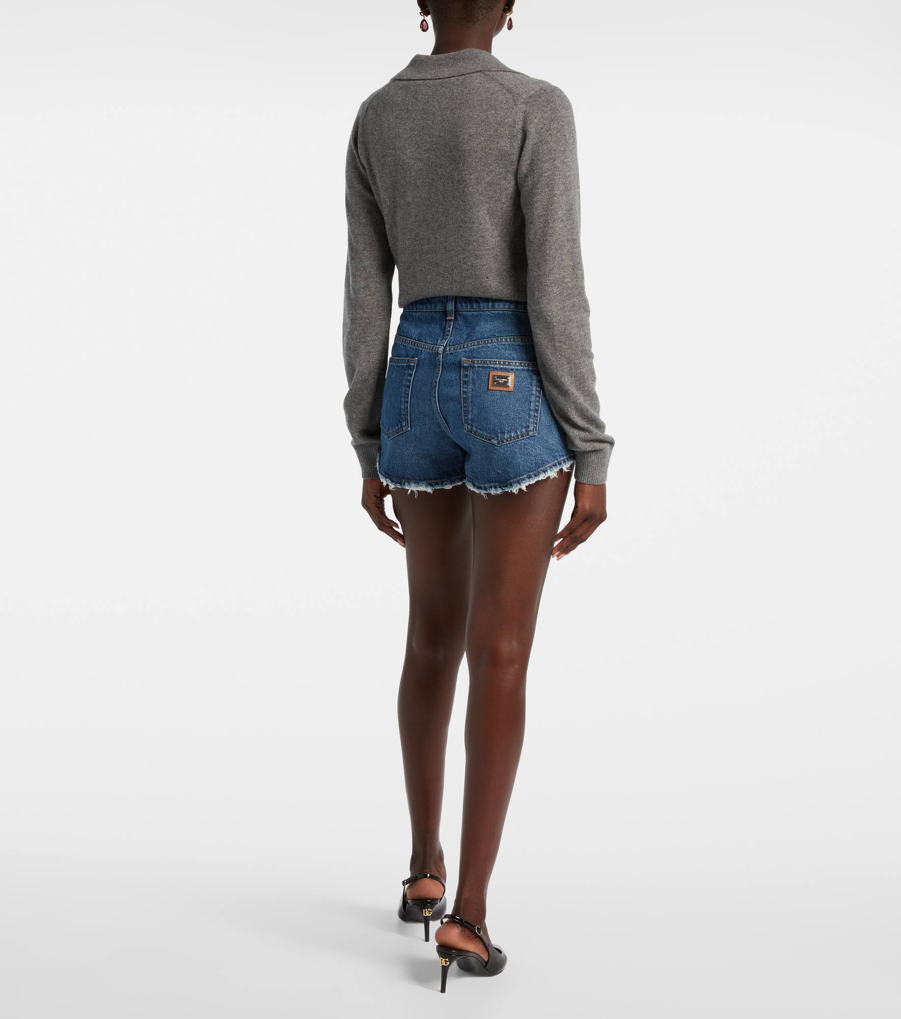 Frayed denim shorts - 3