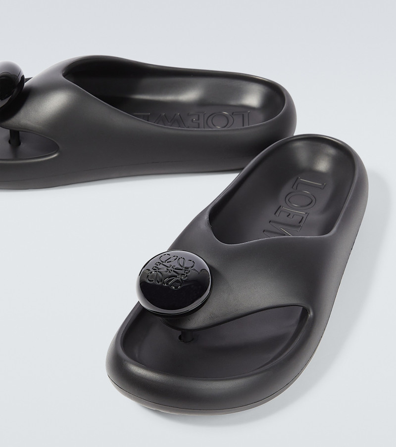 Anagram thong sandals 3