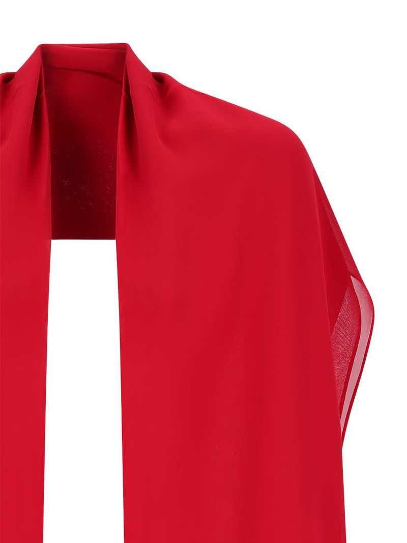red scarf 3