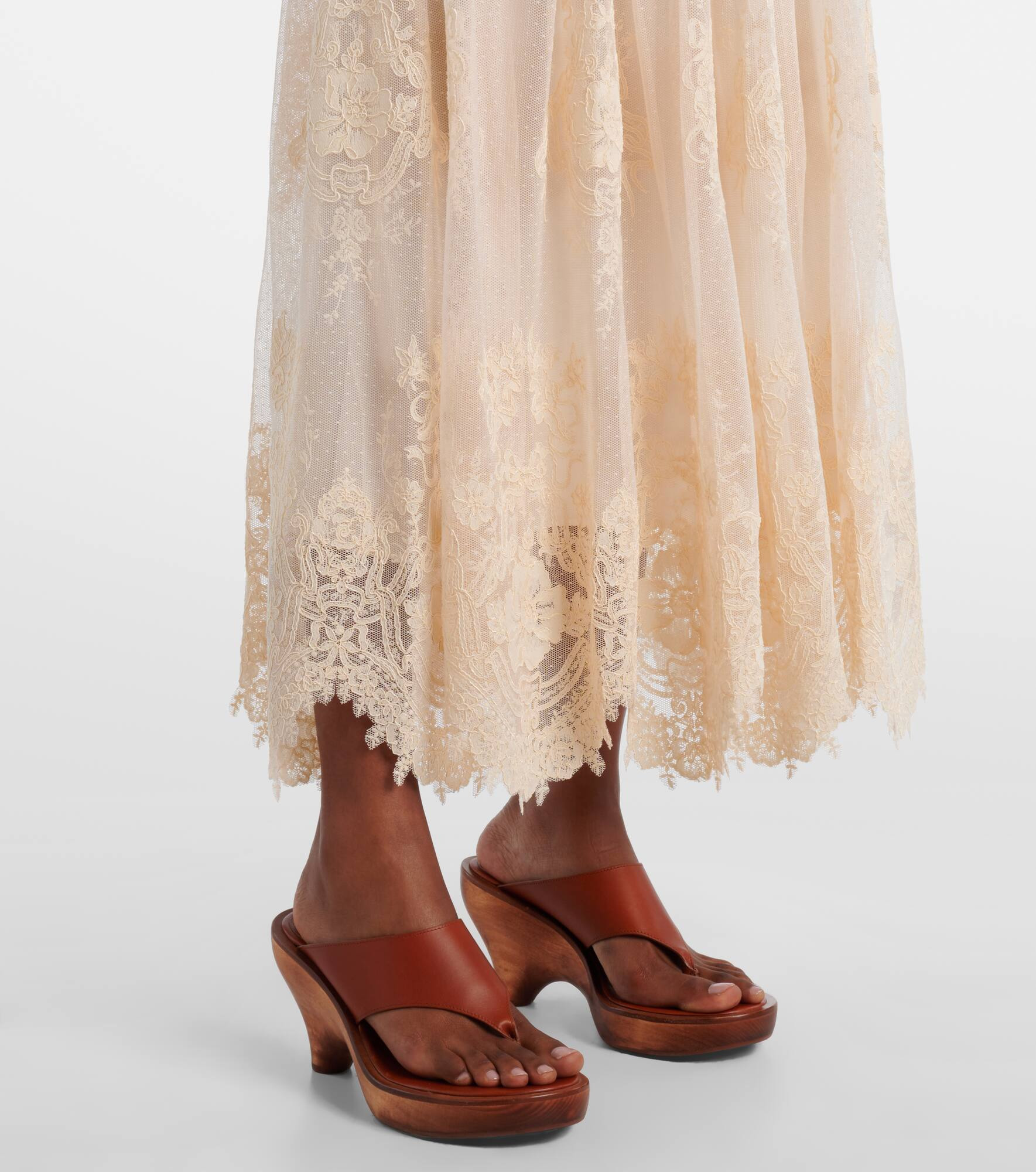 Hypnotic floral lace maxi skirt - 4