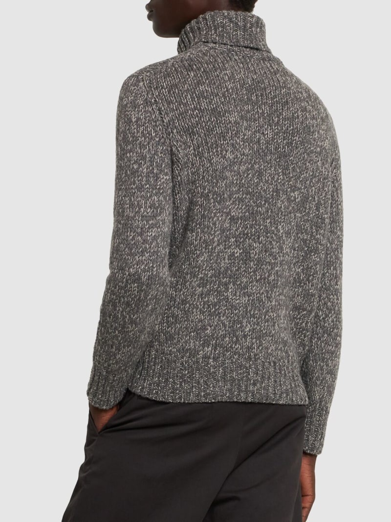 Cashmere turtleneck sweater - 5