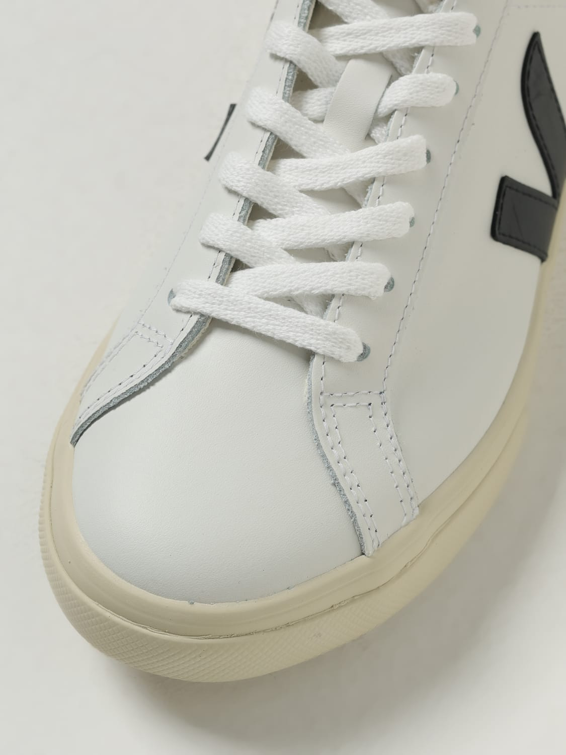 Veja sneakers for woman - 4