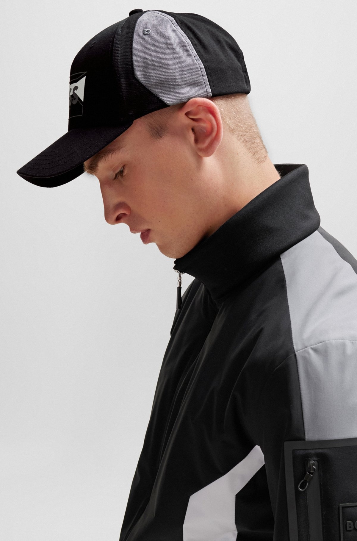 COTTON-TWILL CAP WITH CONTRASTING SEASONAL LOGO - 4