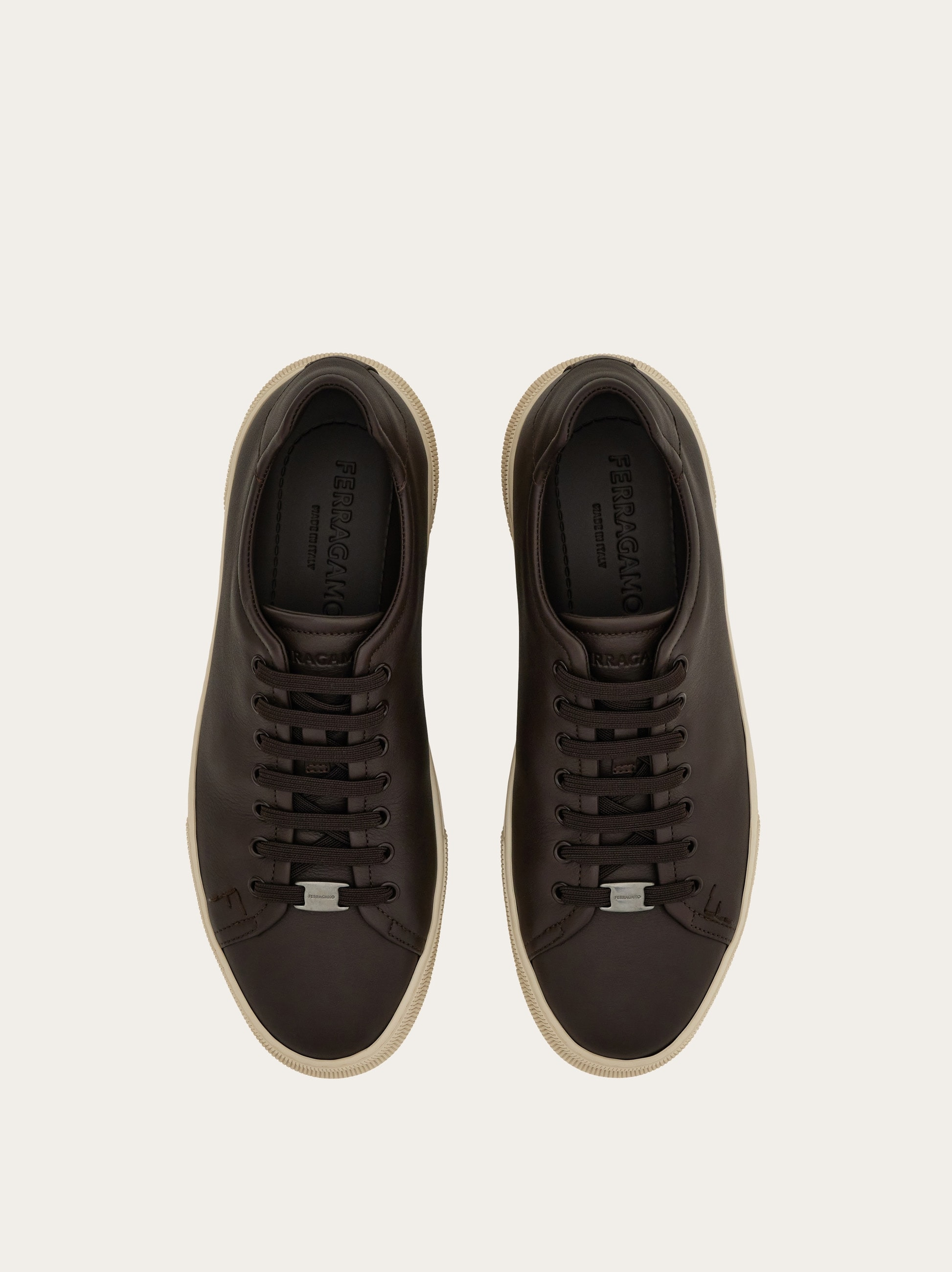 Low-top sneaker - 3