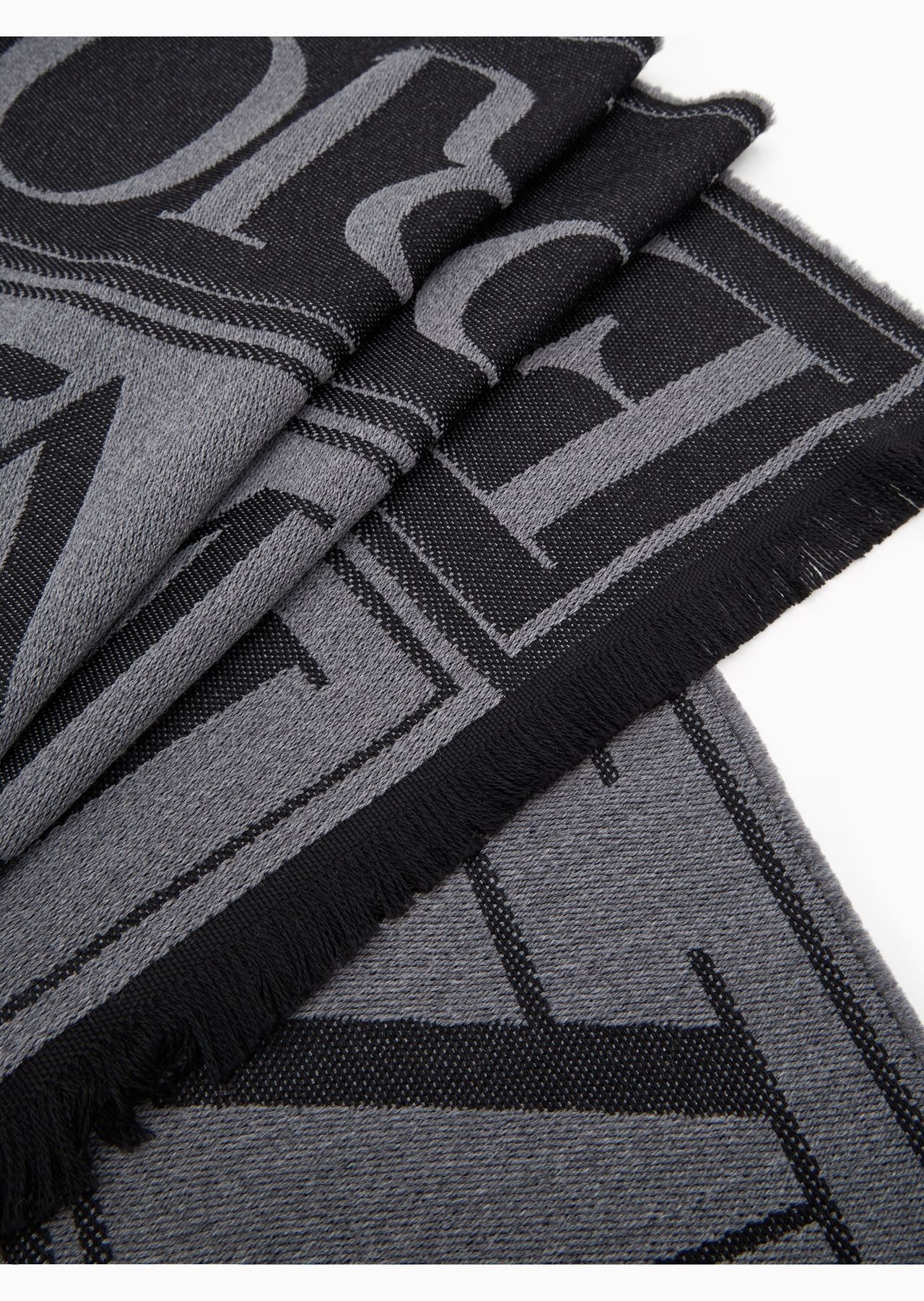 Virgin wool scarf with oversized jacquard lettering - 3