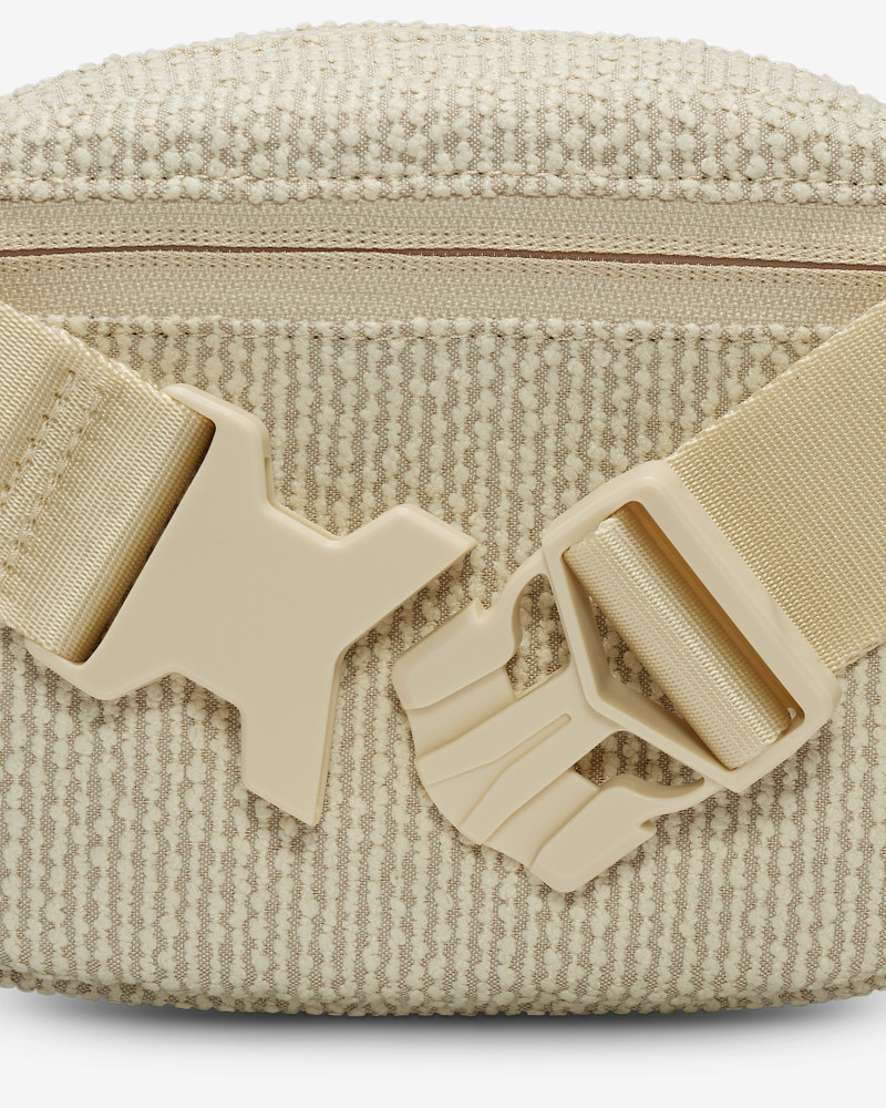 Nike Aura Crossbody Bag (2L) 6