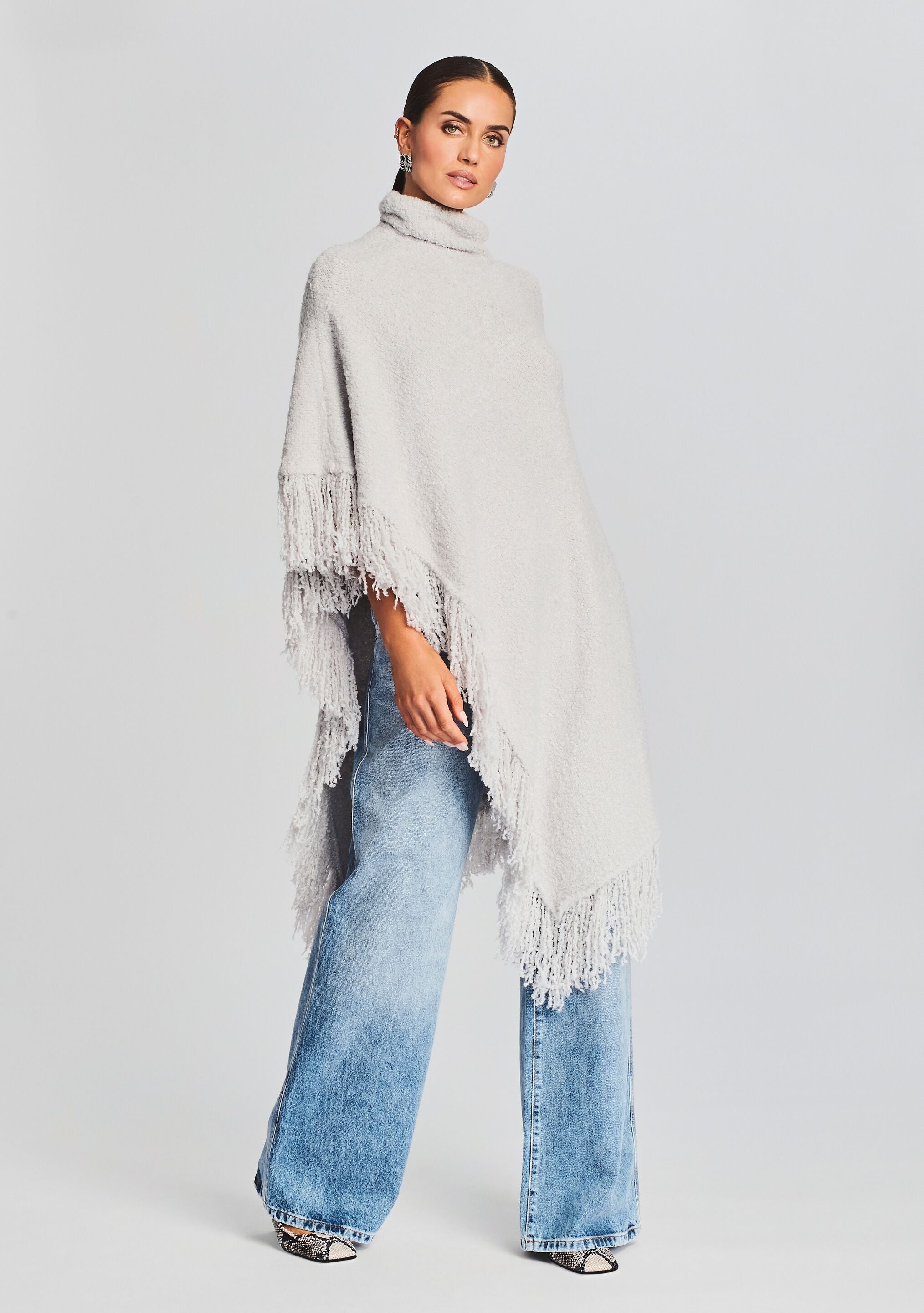 FROST PONCHO - 5