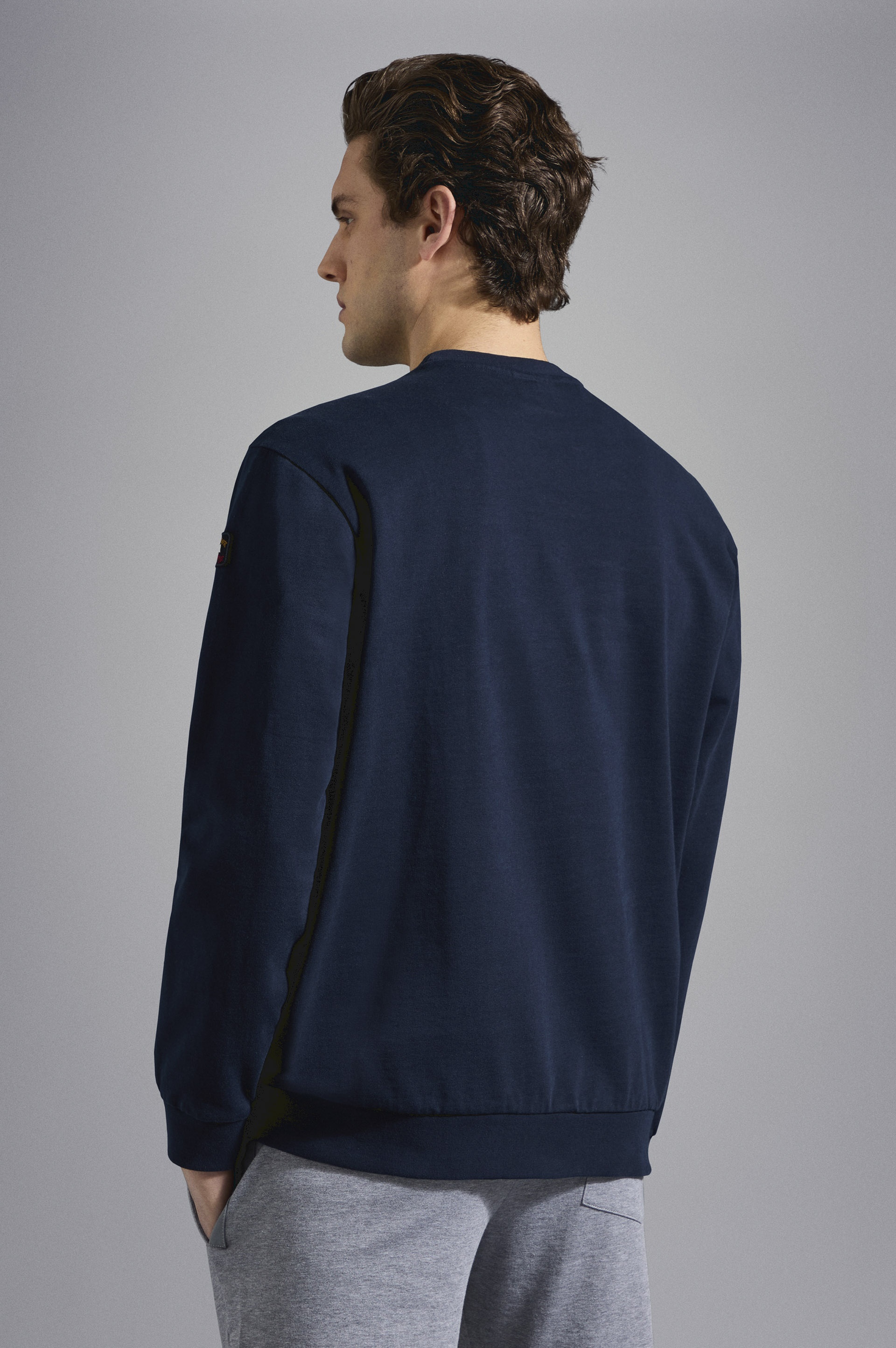 COTTON SWEATSHIRT WITH ICONIC BADGE - 3