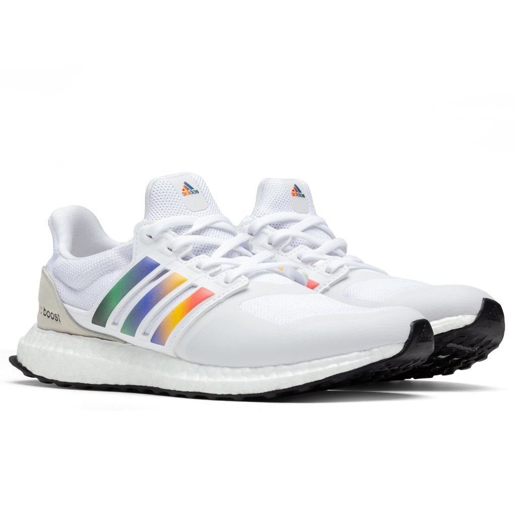 ADIDAS ORIGINALS WOMEN'S ULTRABOOST DNA - CLOUD WHITE/RED - 2