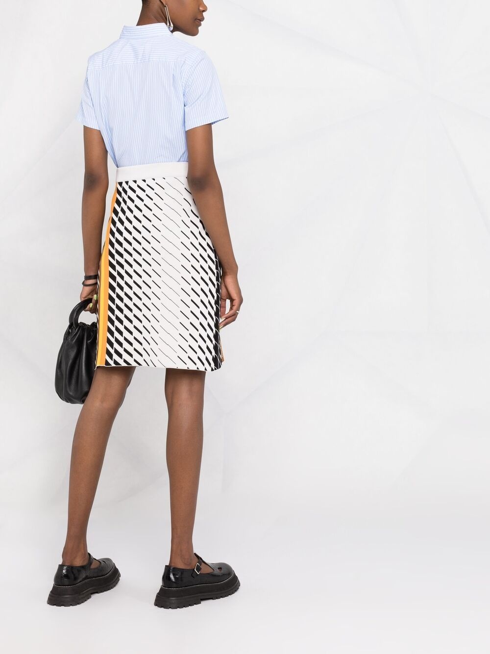short-sleeved heart-embroidery pinstriped shirt - 4