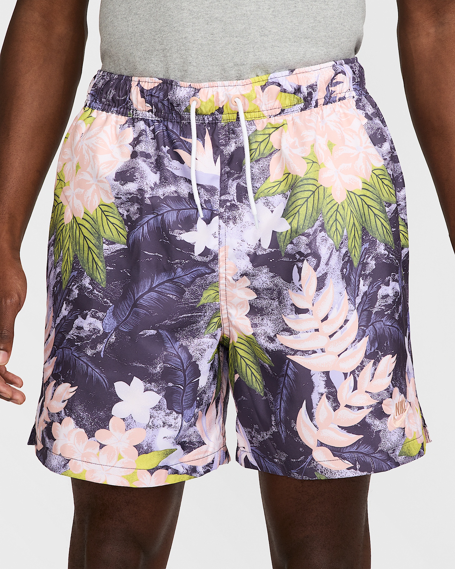 Nike Club Men's Flow Shorts - 2