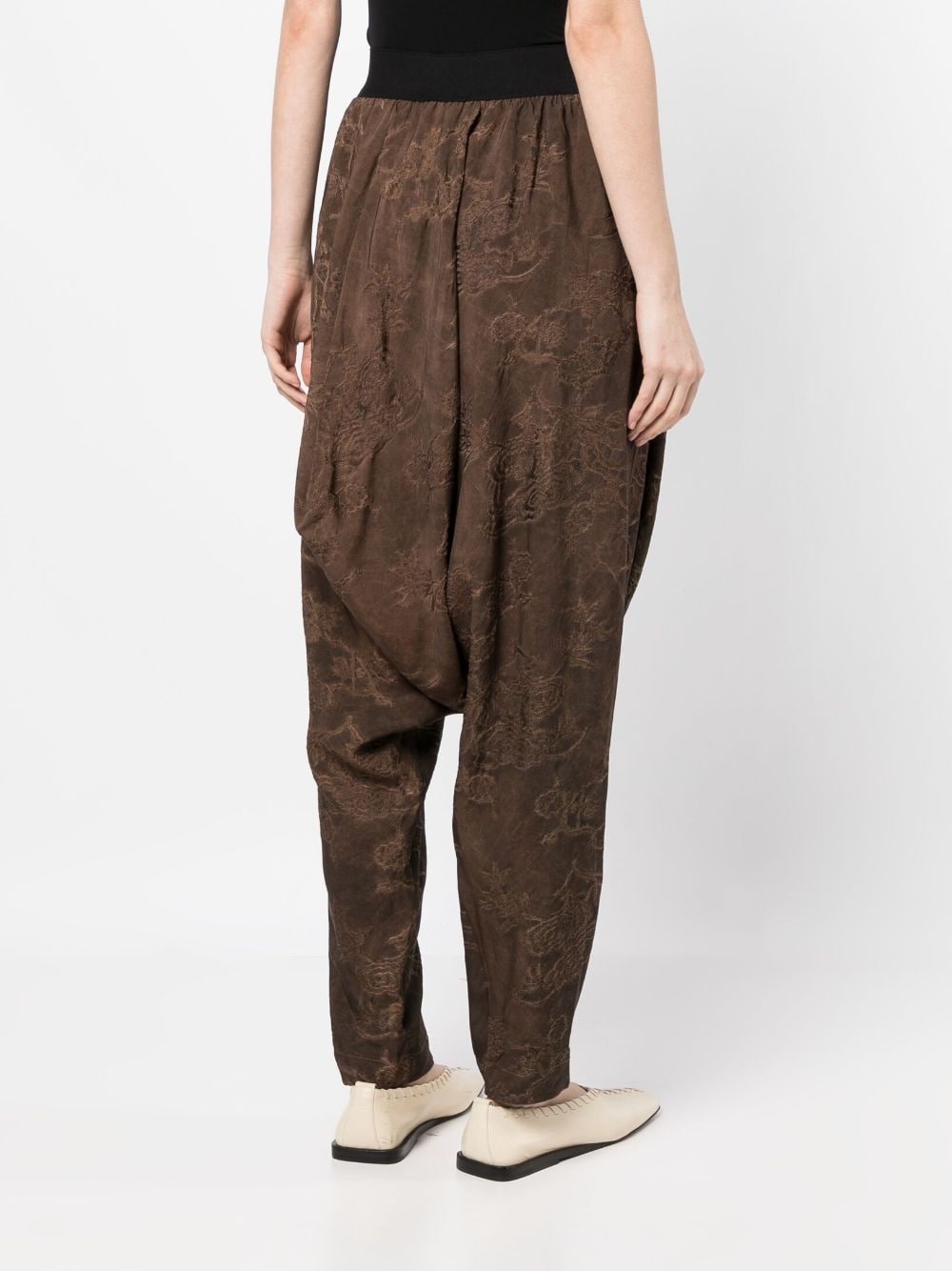 floral-embroidered drop-crotch trousers - 4