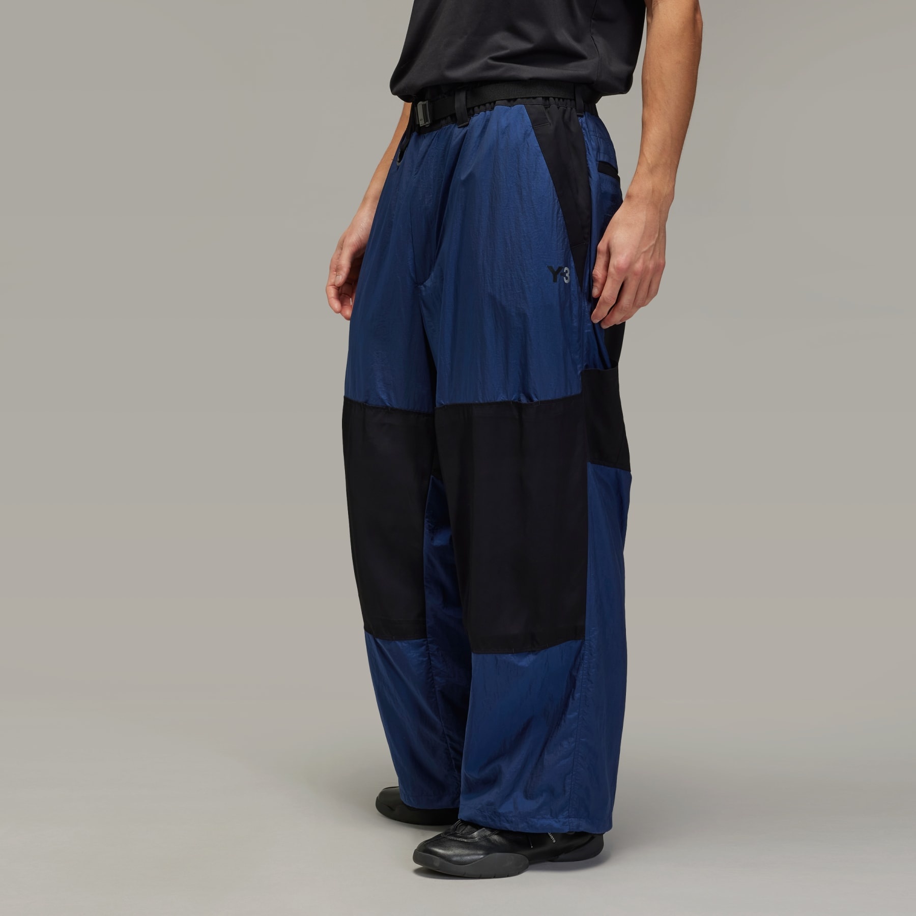 Y-3 Ultralight Nylon Pants - 4