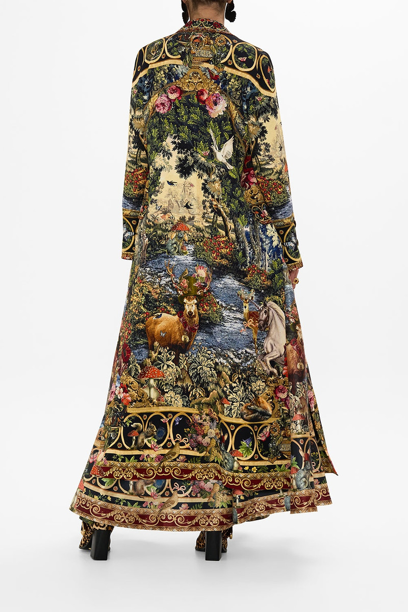 COAT WITH WIDE CUFFS AND SHORT SIDE SPLITS 3