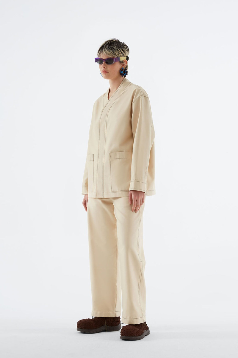 BEIGE SHORT BLAZER 1