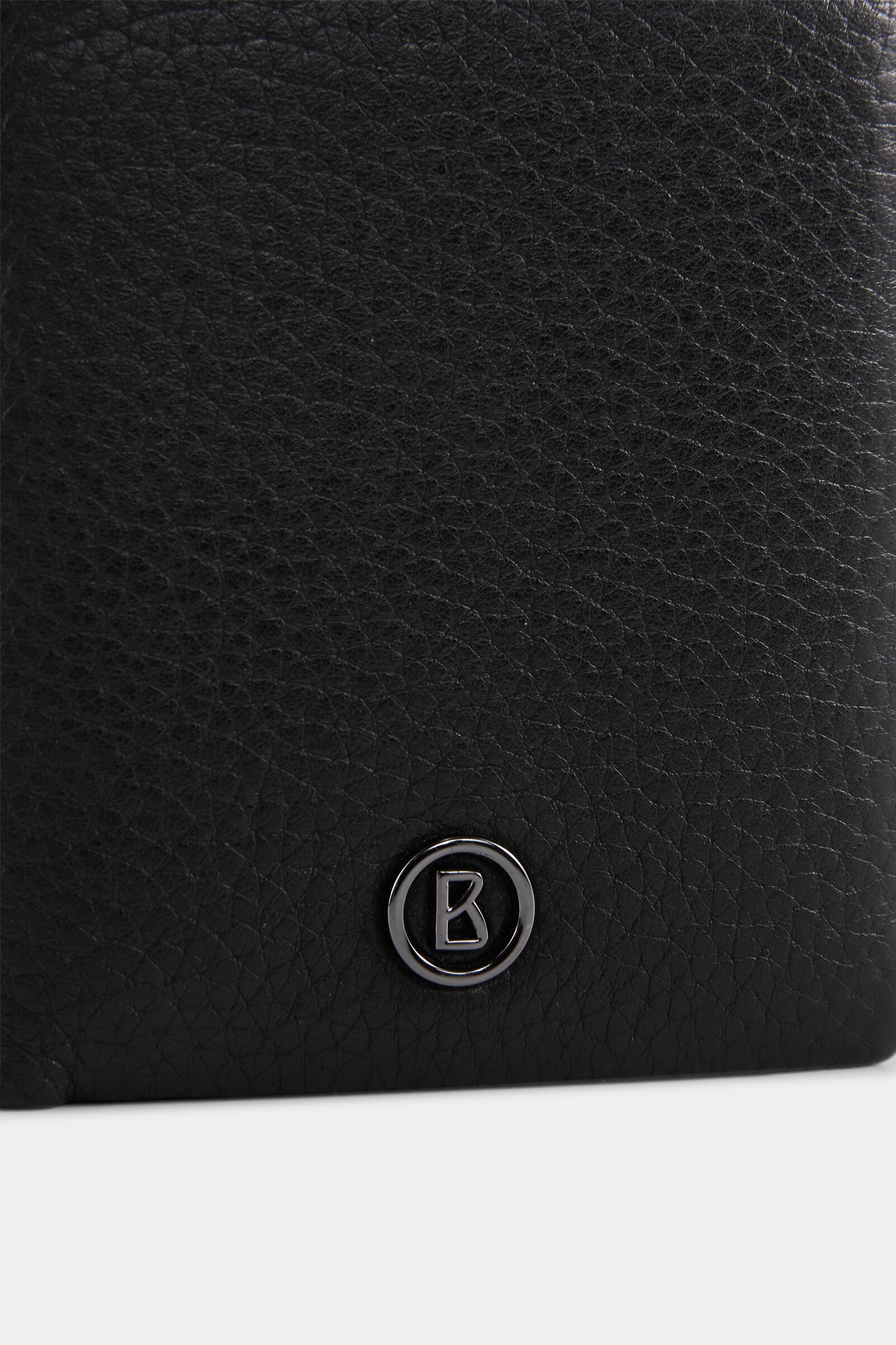 Vail Sami Billfold wallet in Black - 5