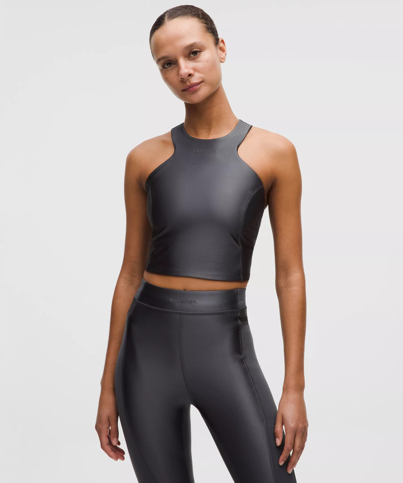 Satin Shine Tank Top Medium Support, B/C Cup *Wordmark 1