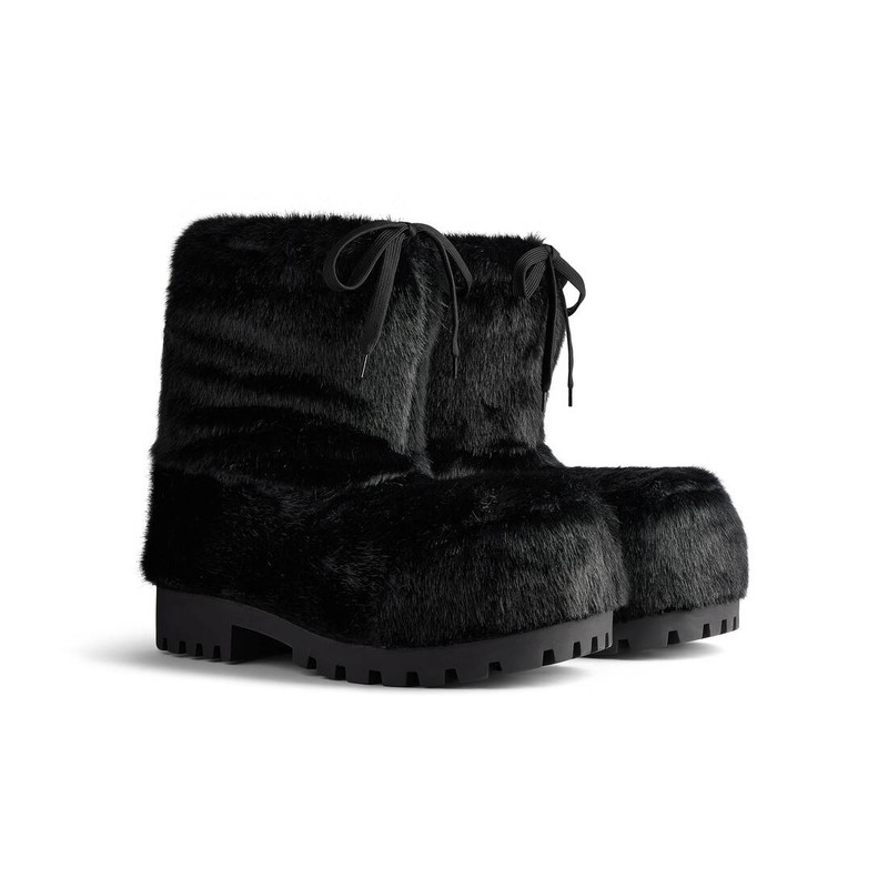 Women's Skiwear - Alaska Low Boot in Black 2