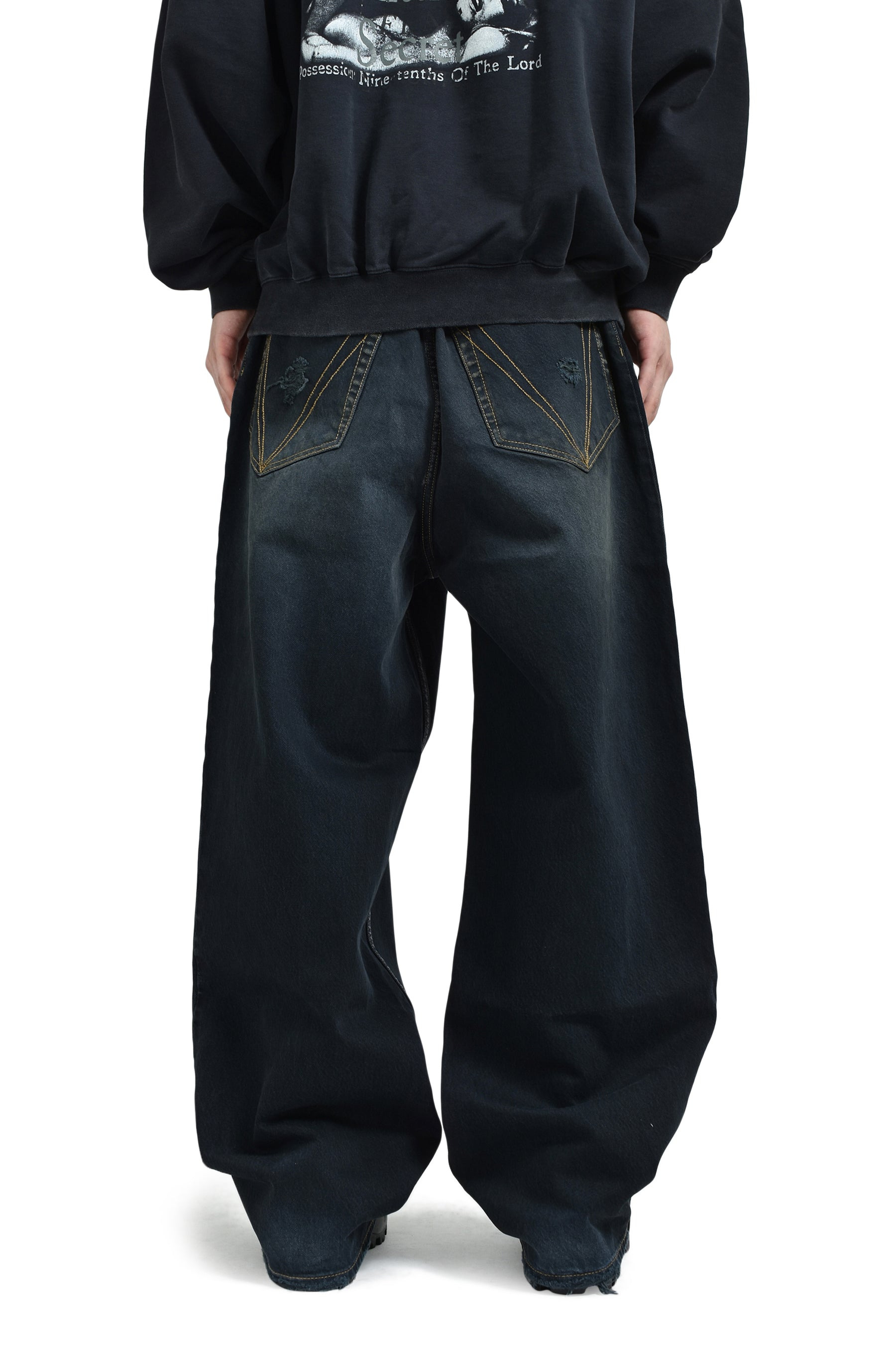 DISTRESSED BAGGY JEANS / BLKOUT - 2