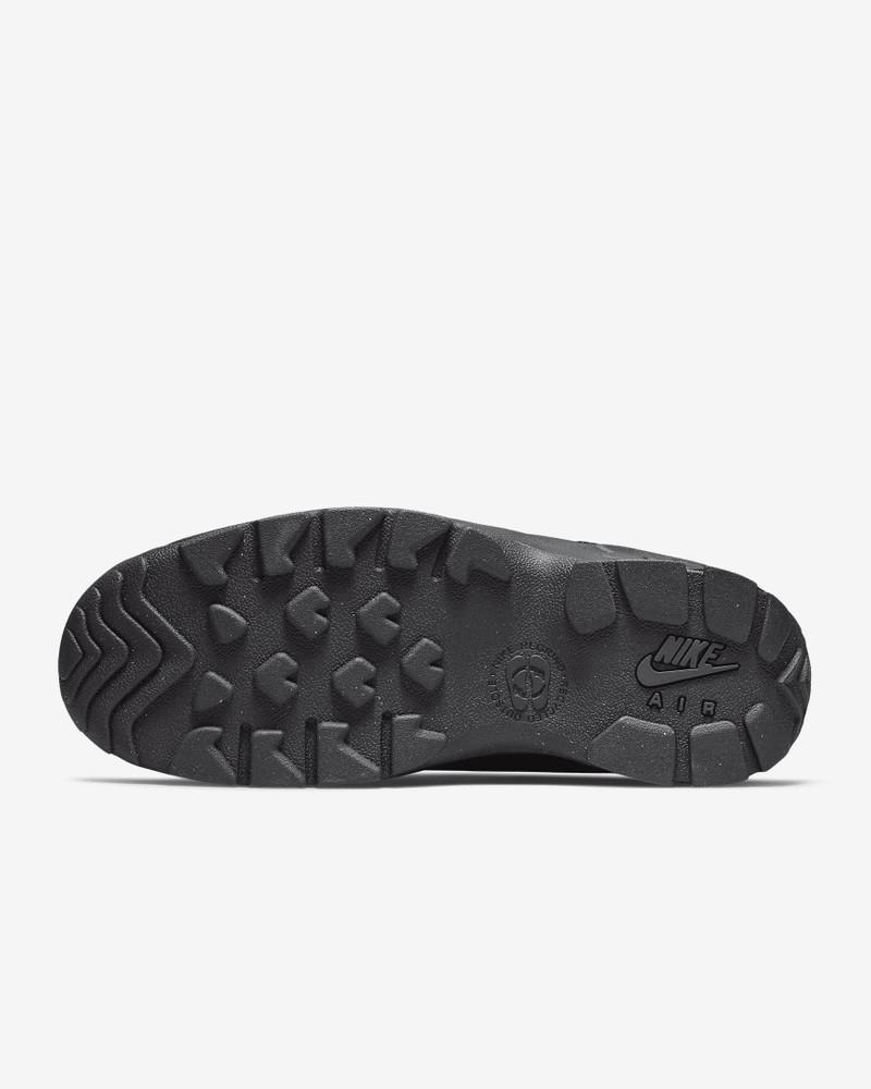 Nike Men's Nike ACG Air Mada Shoes outlook