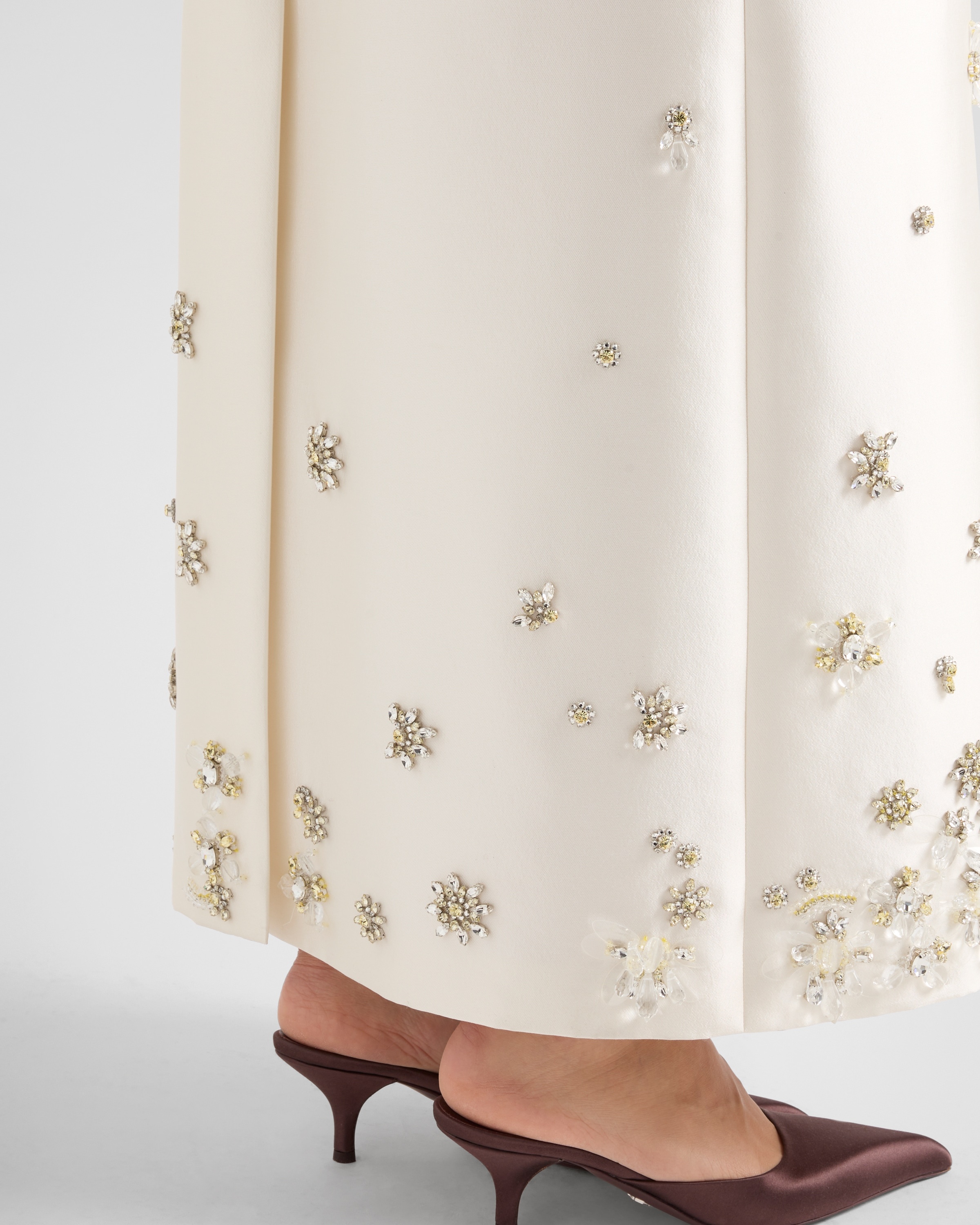 Long embroidered silk and wool dress - 6