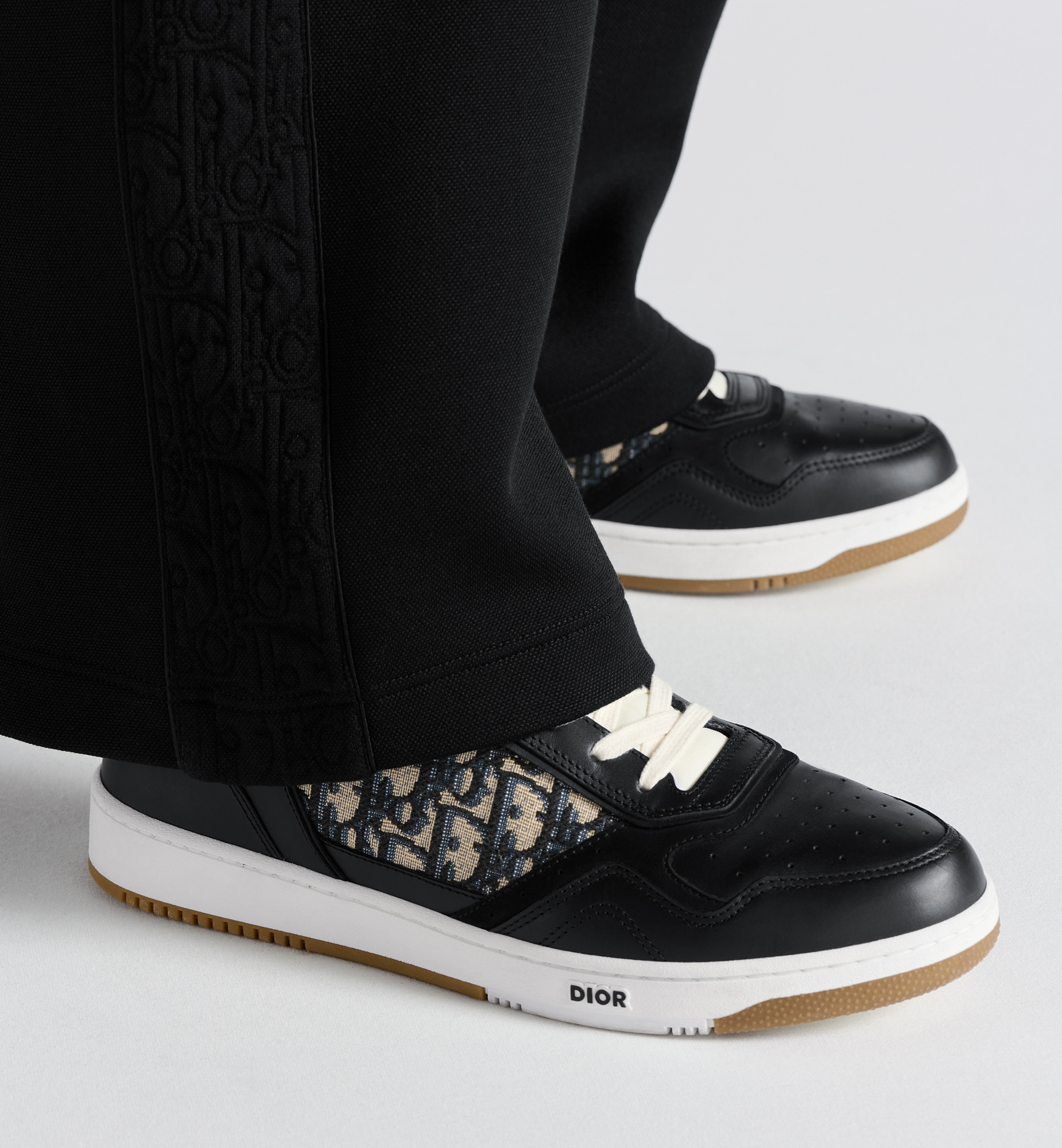 B27 Low-Top Sneaker - 4