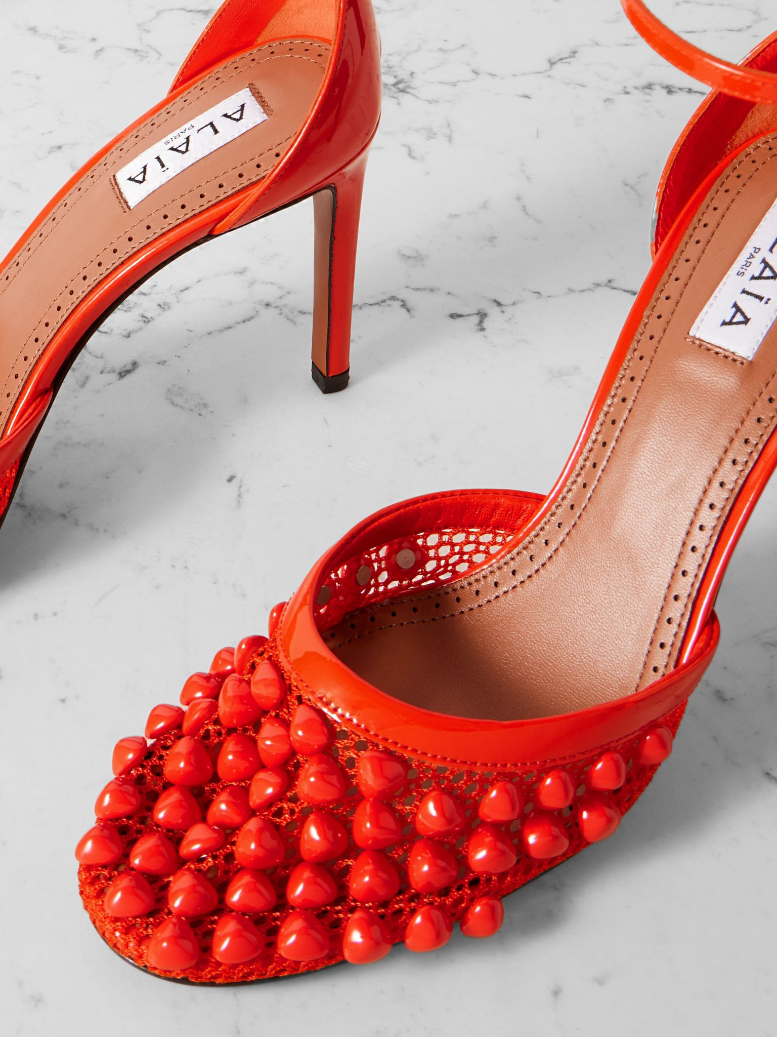 90 embellished fishnet and patent-leather pumps Red - 4