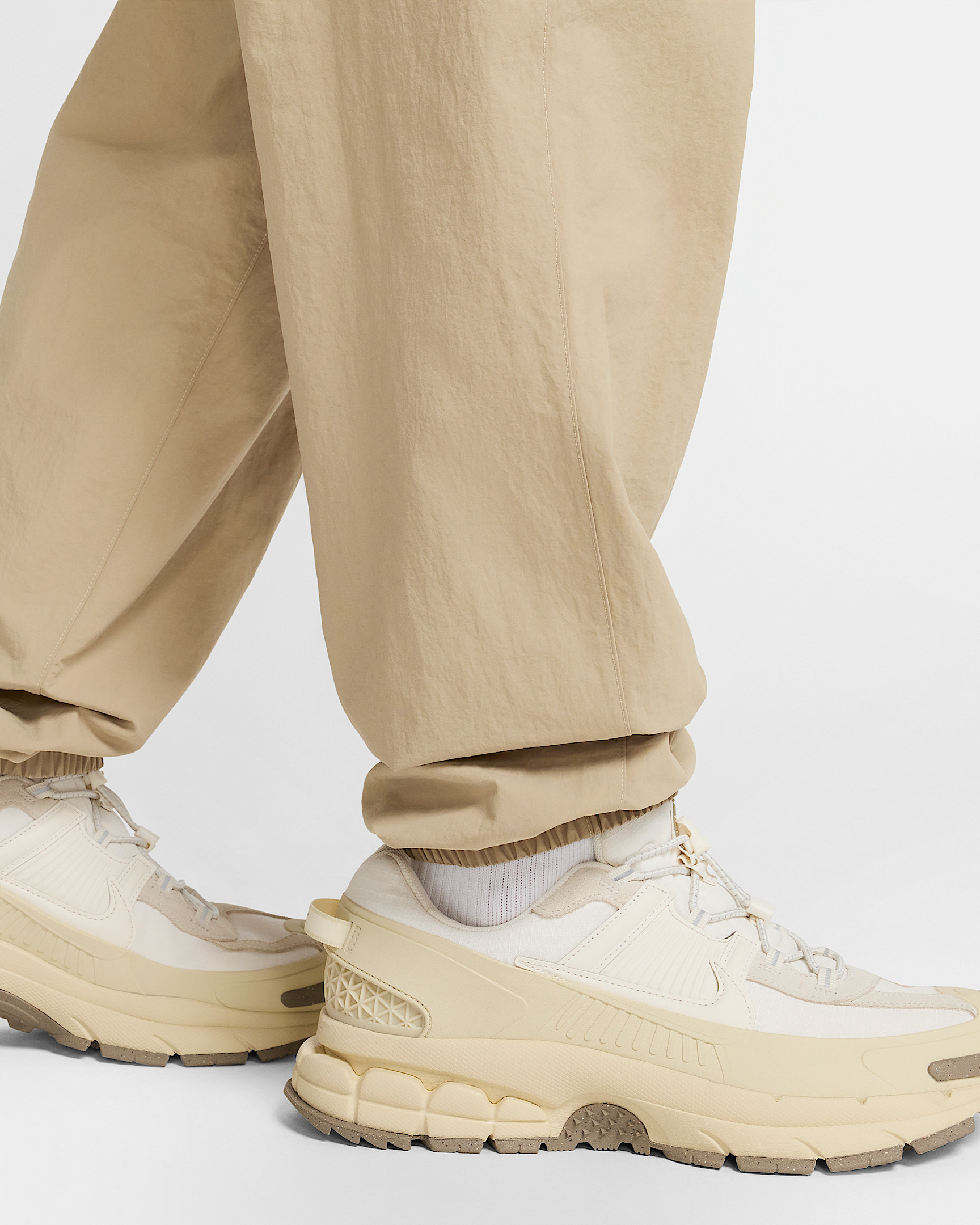 Nike Club Men's Woven Cargo Pants - 6