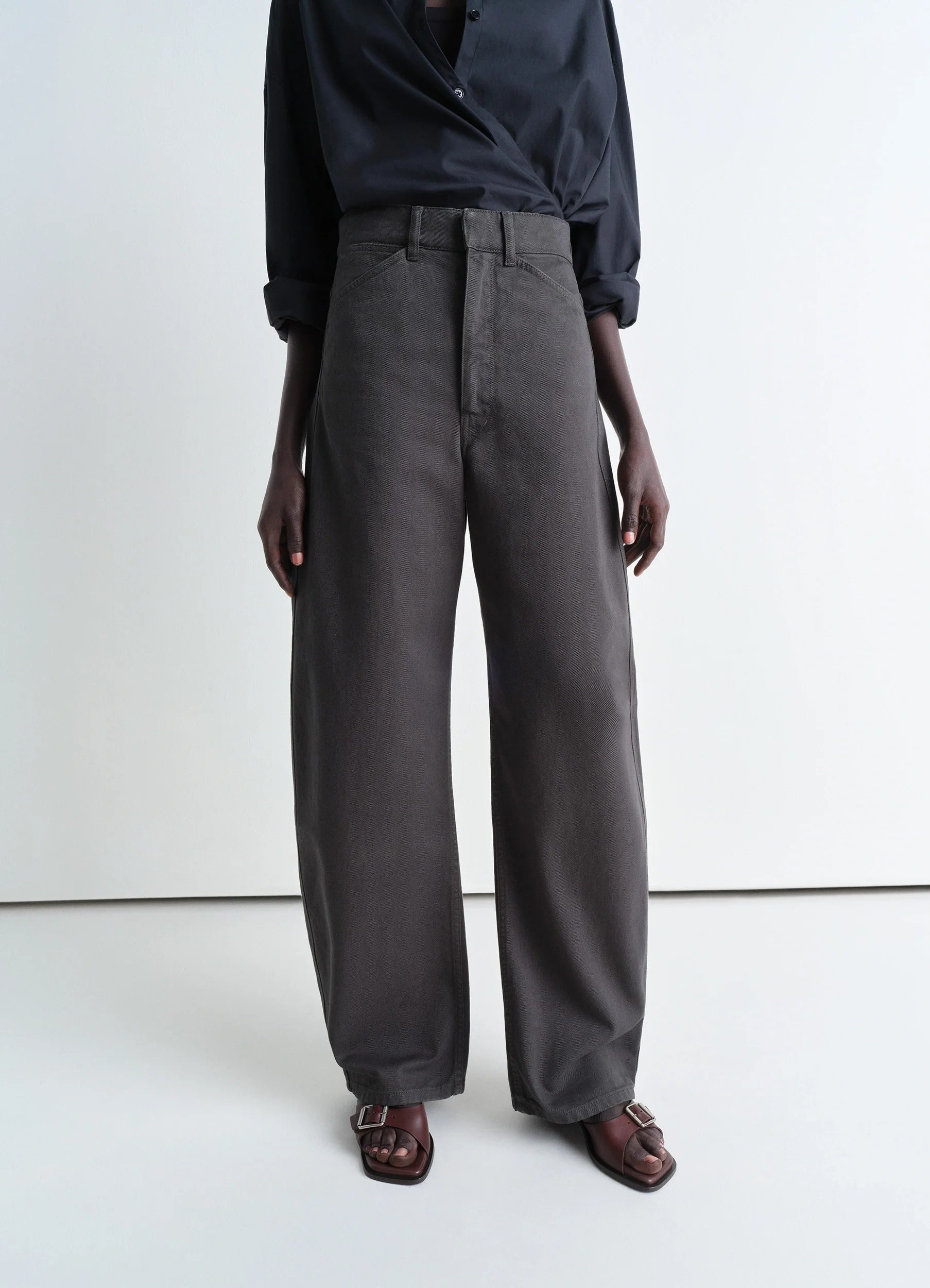 HIGH WAISTED CURVED PANTS - 5