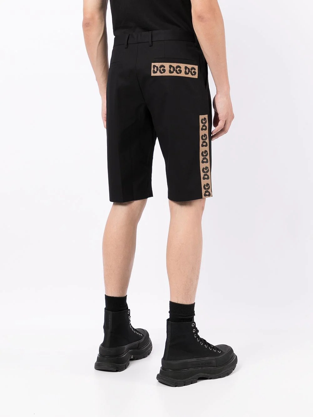 multi-patch tailored shorts - 4