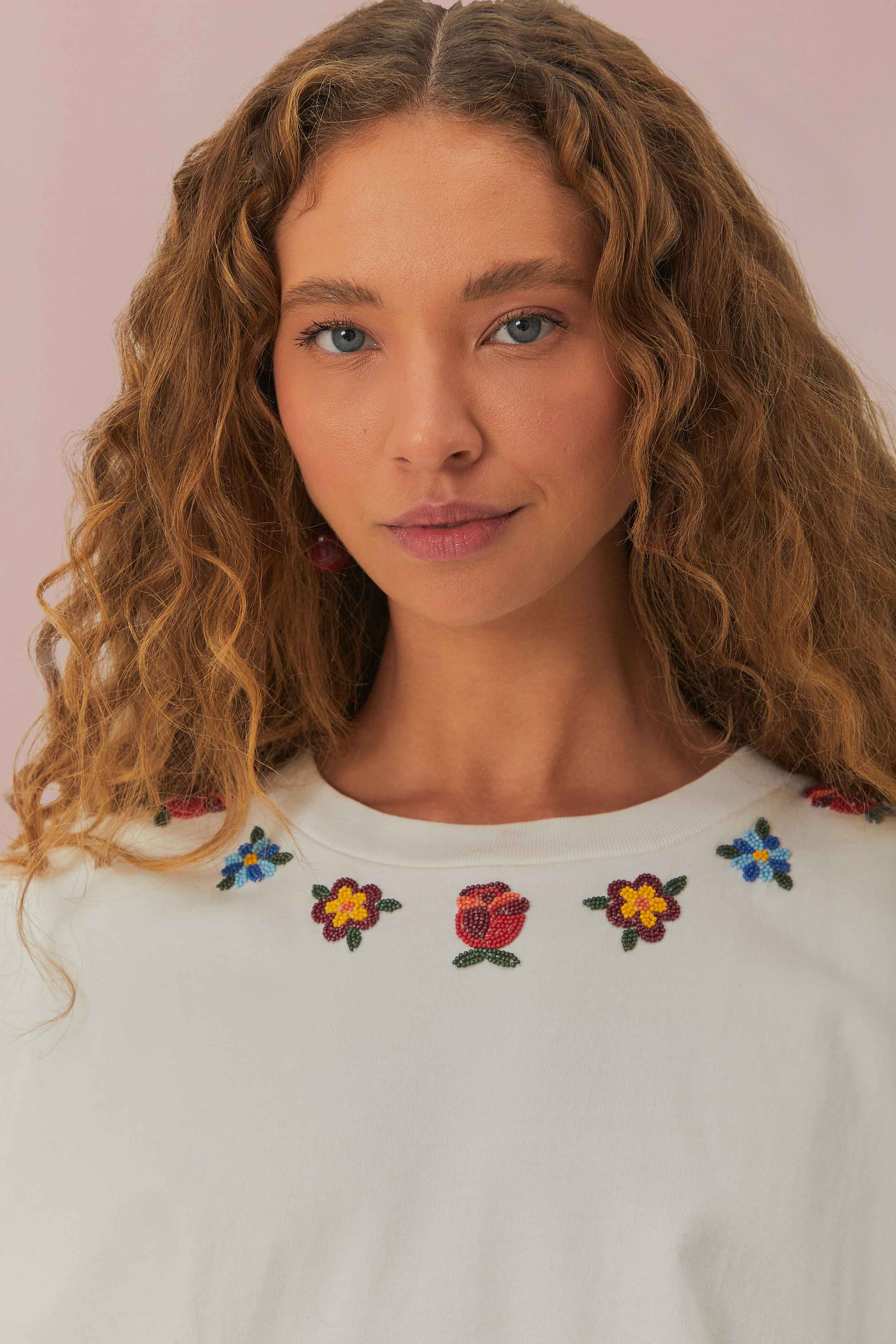 White Beaded Flowers T-Shirt - 3