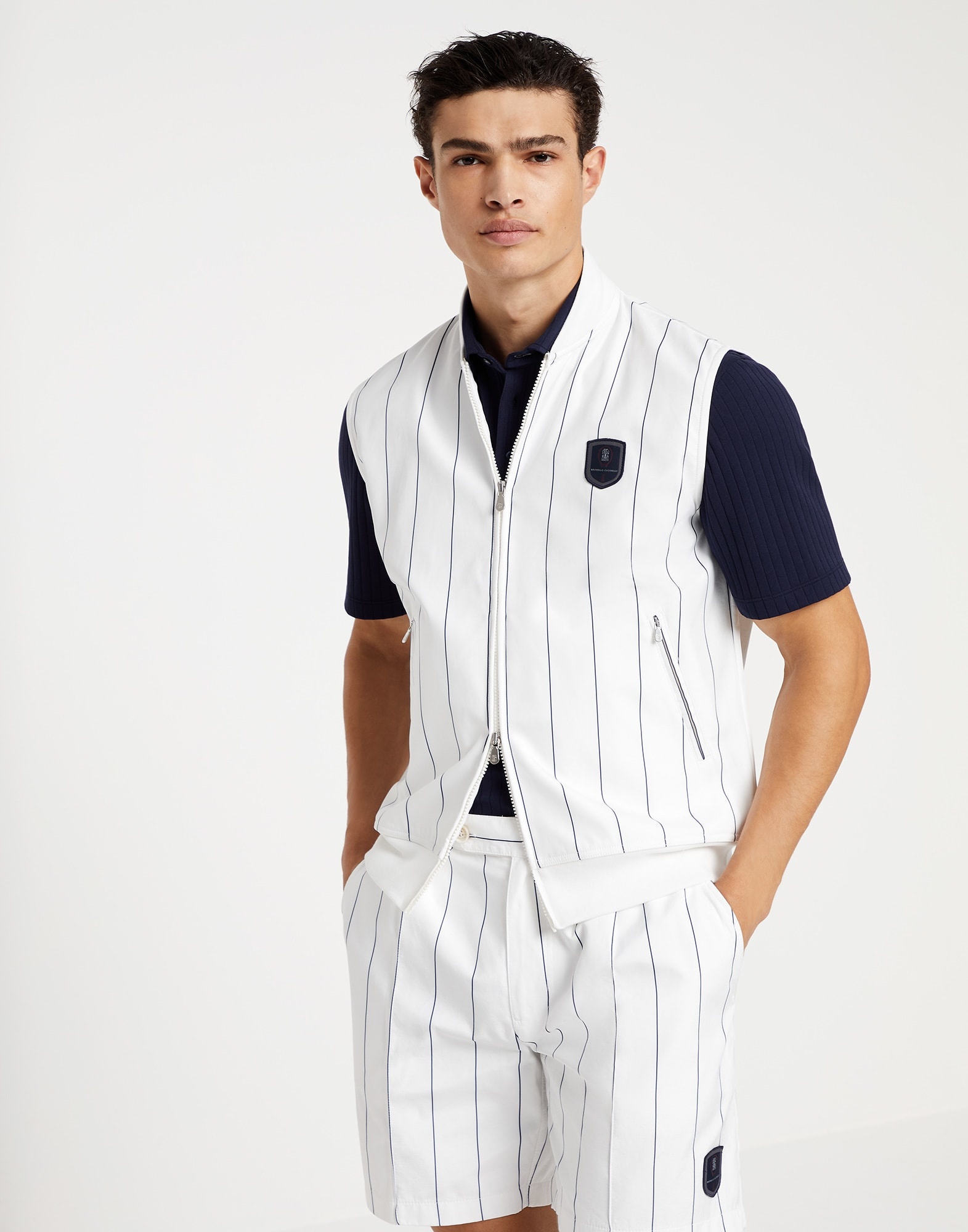Chalk stripe nylon sleeveless sweatshirt with zipper and tennis badge - 1
