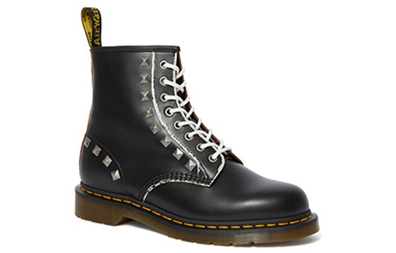 Dr. Martens Dr. Martens 1460 Stud 8 Martin boots Black Unisex 25202001 outlook