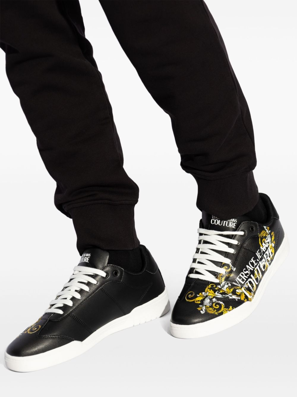 logo-embroidered sneakers - 5