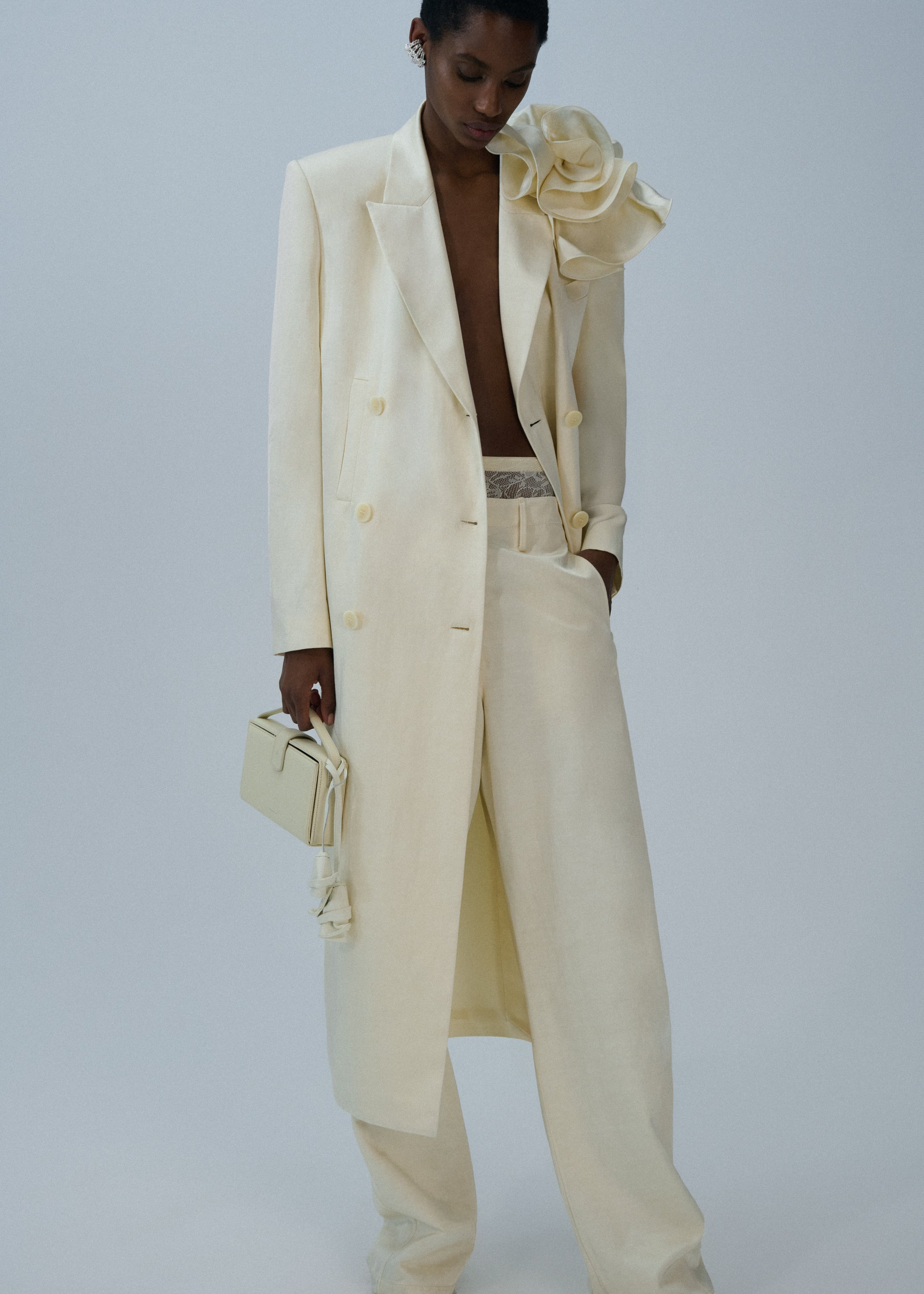 Double breasted flower appliqué coat in cream - 3