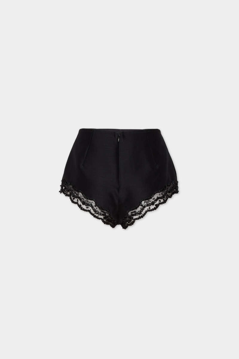 DSQUARED2 PARIS HOT PANTS outlook