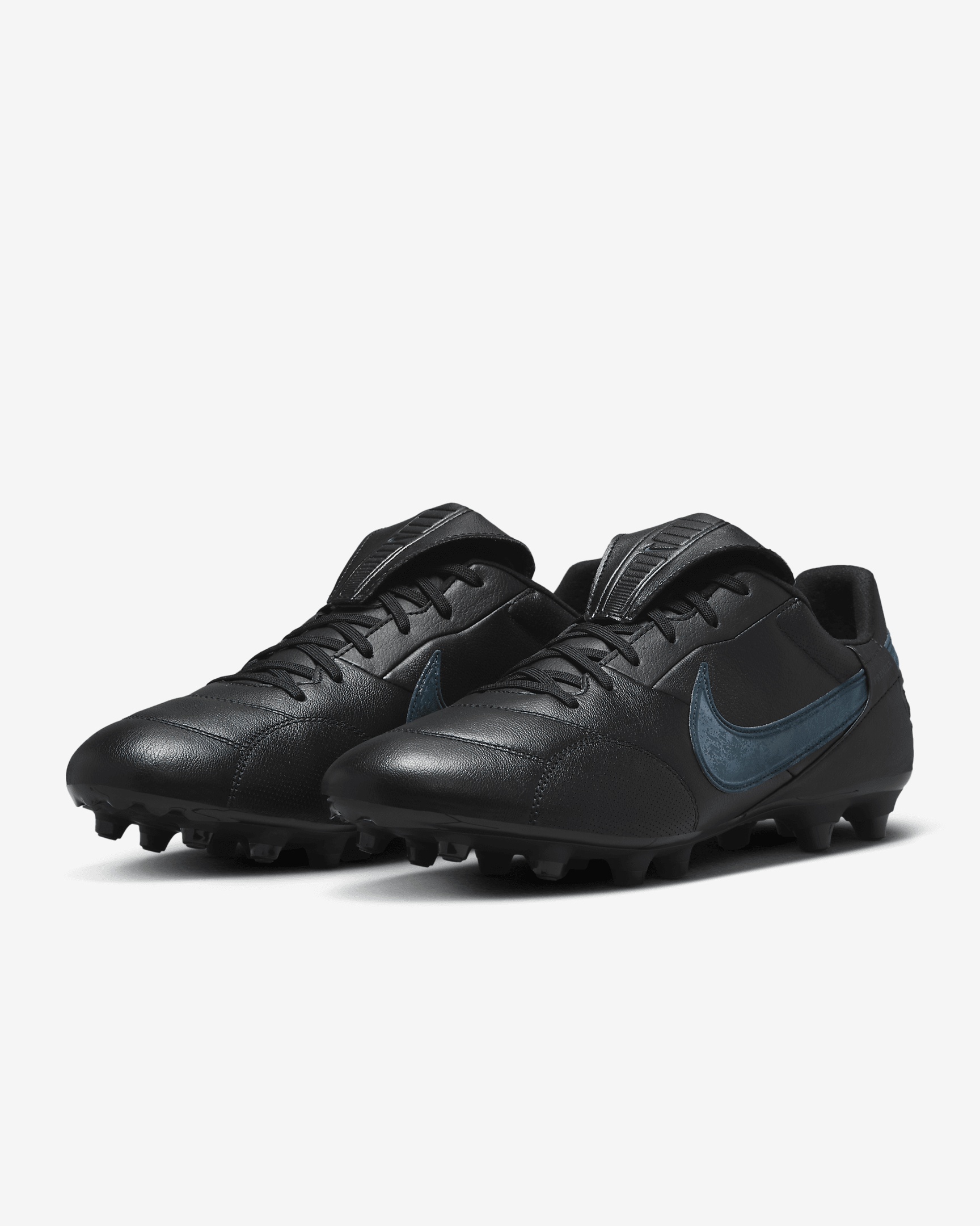 Nike Men's Premier 3 FG Low-Top Soccer Cleats - 5